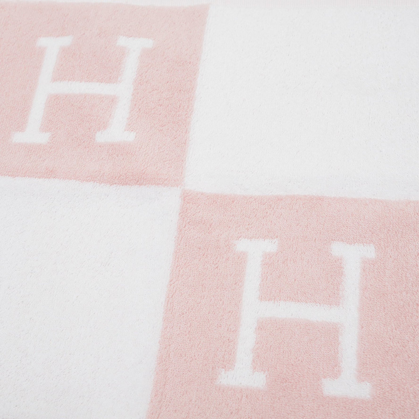 Hermes Hermès Carre Towel Avalon Hand Towel, Cotton, Pink