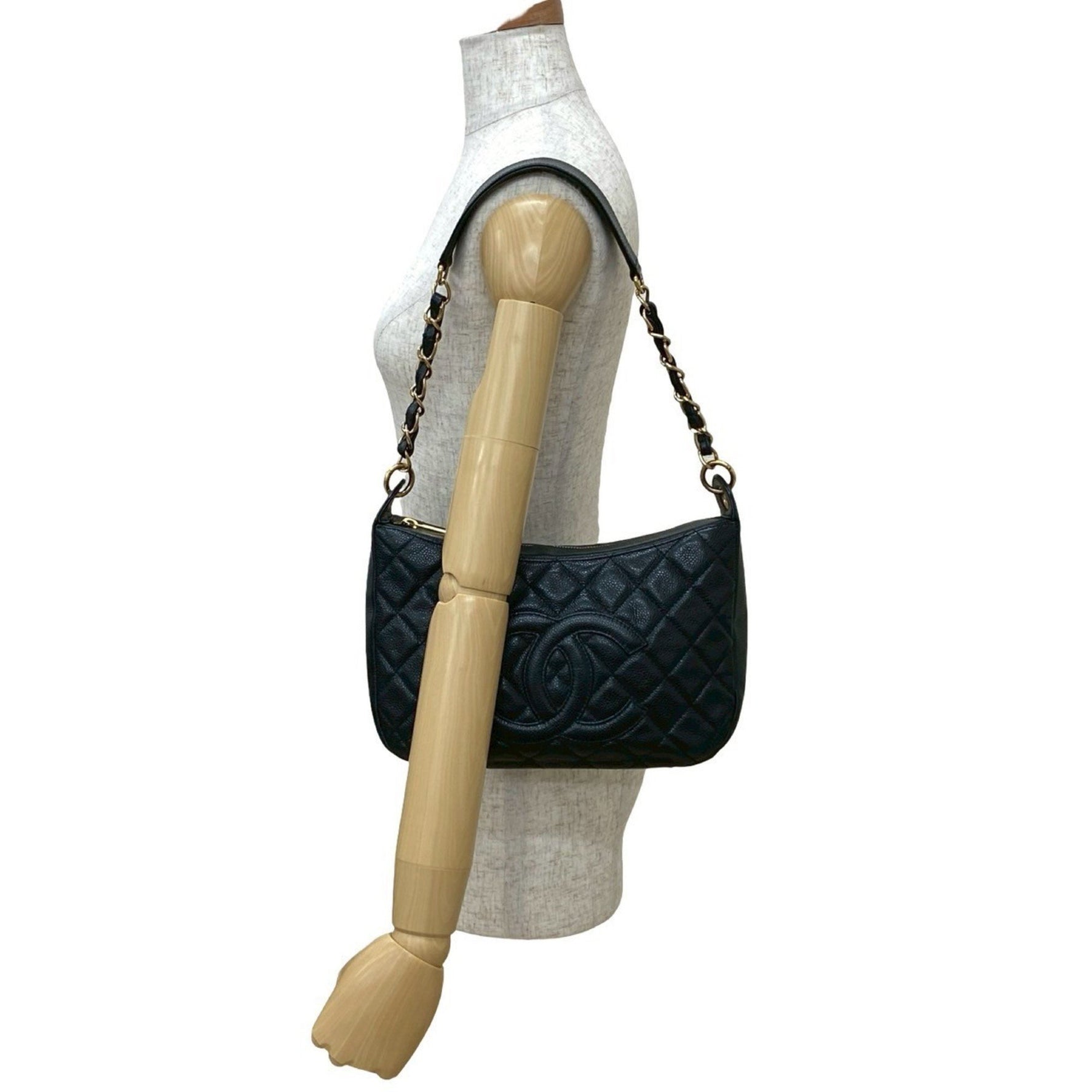 CHANEL Matelasse Coco Mark Caviar Skin Semi-One Shoulder Bag/Handbag, 765-9