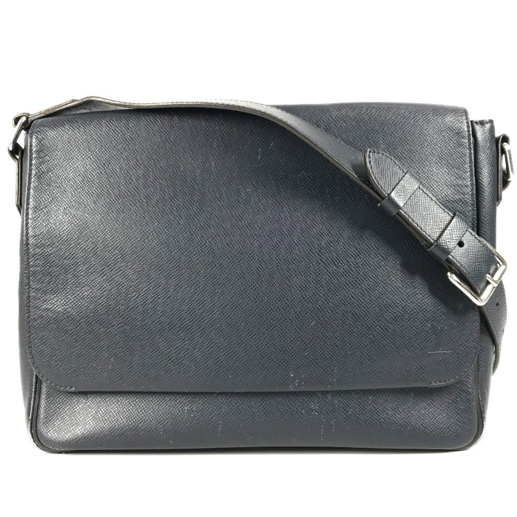 Louis Vuitton Taiga Roman MM Bag Crossbody Flap Messenger Shoulder Leather