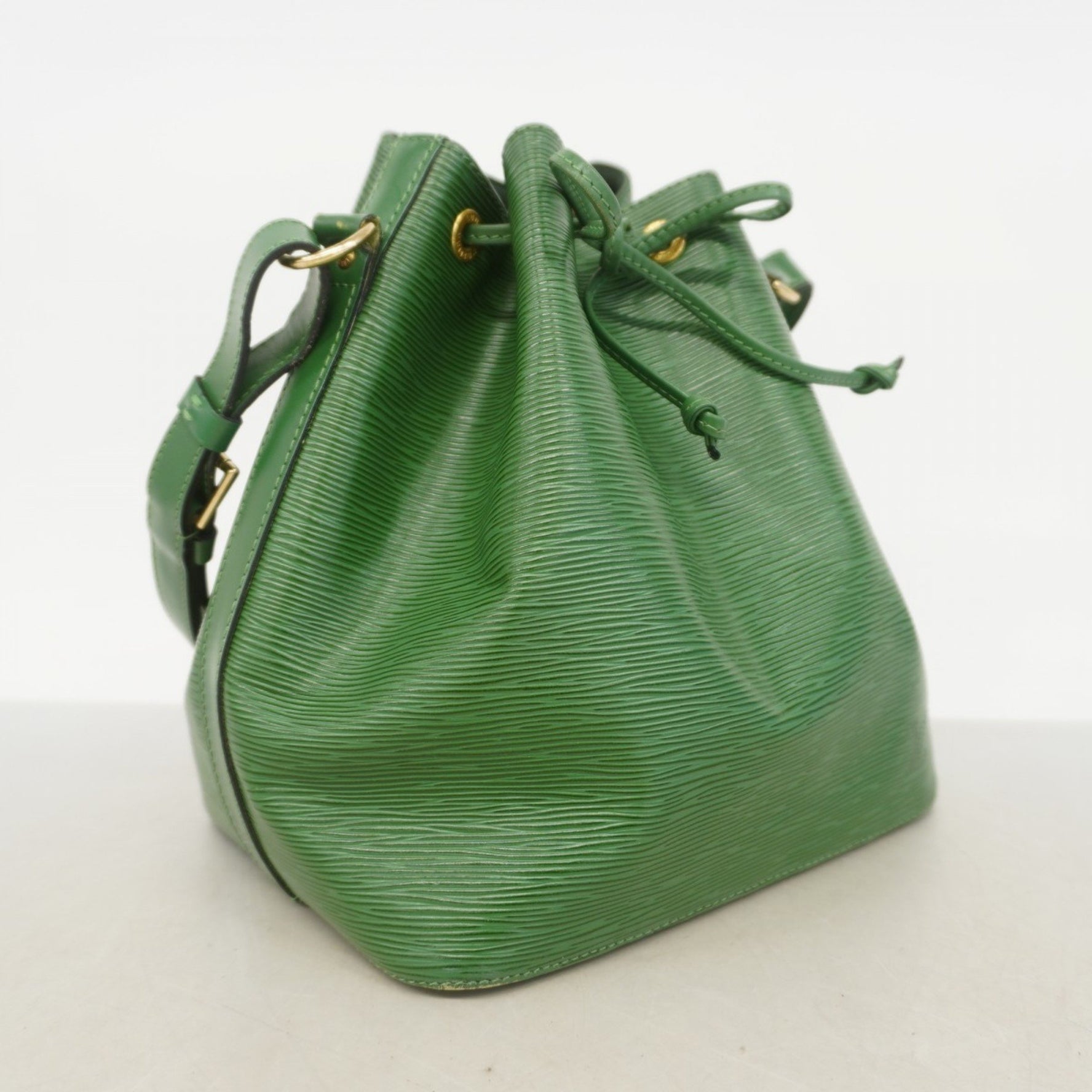 Louis Vuitton Epi Petit Noe Shoulder Bag M44104 Borneo Green for Women