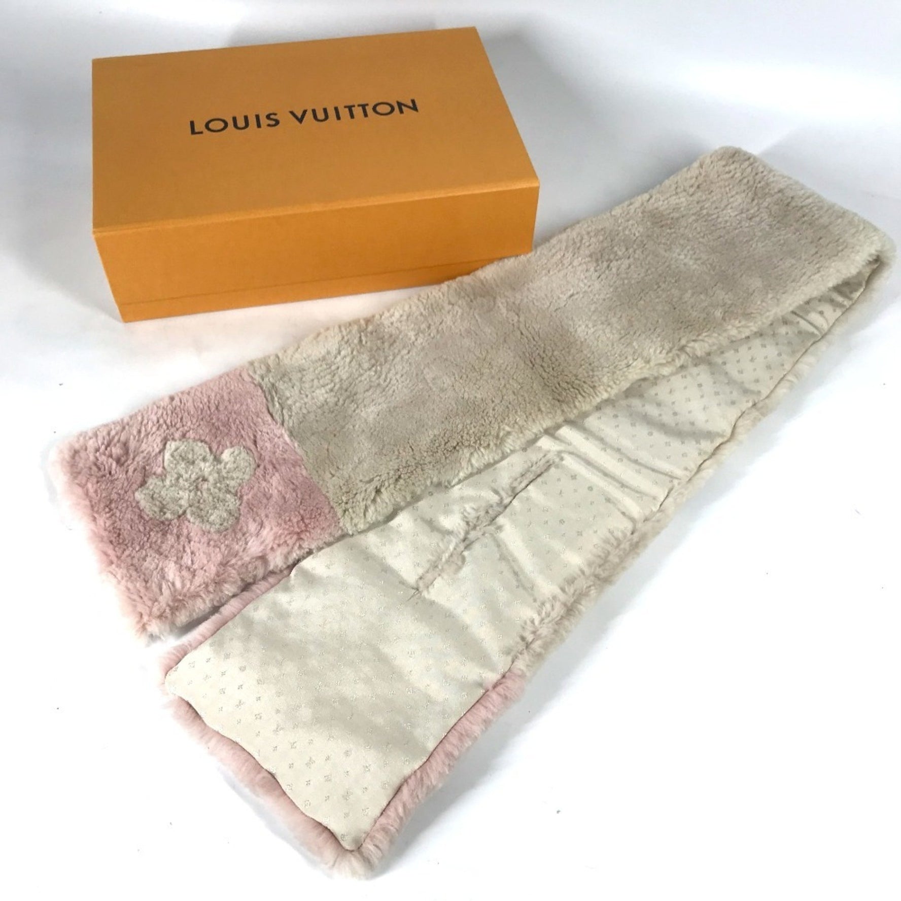 LOUIS VUITTON M70873 Fur Tippet Logo Two-Tone Echarpe LV In the City Scarf, Women's, Pink