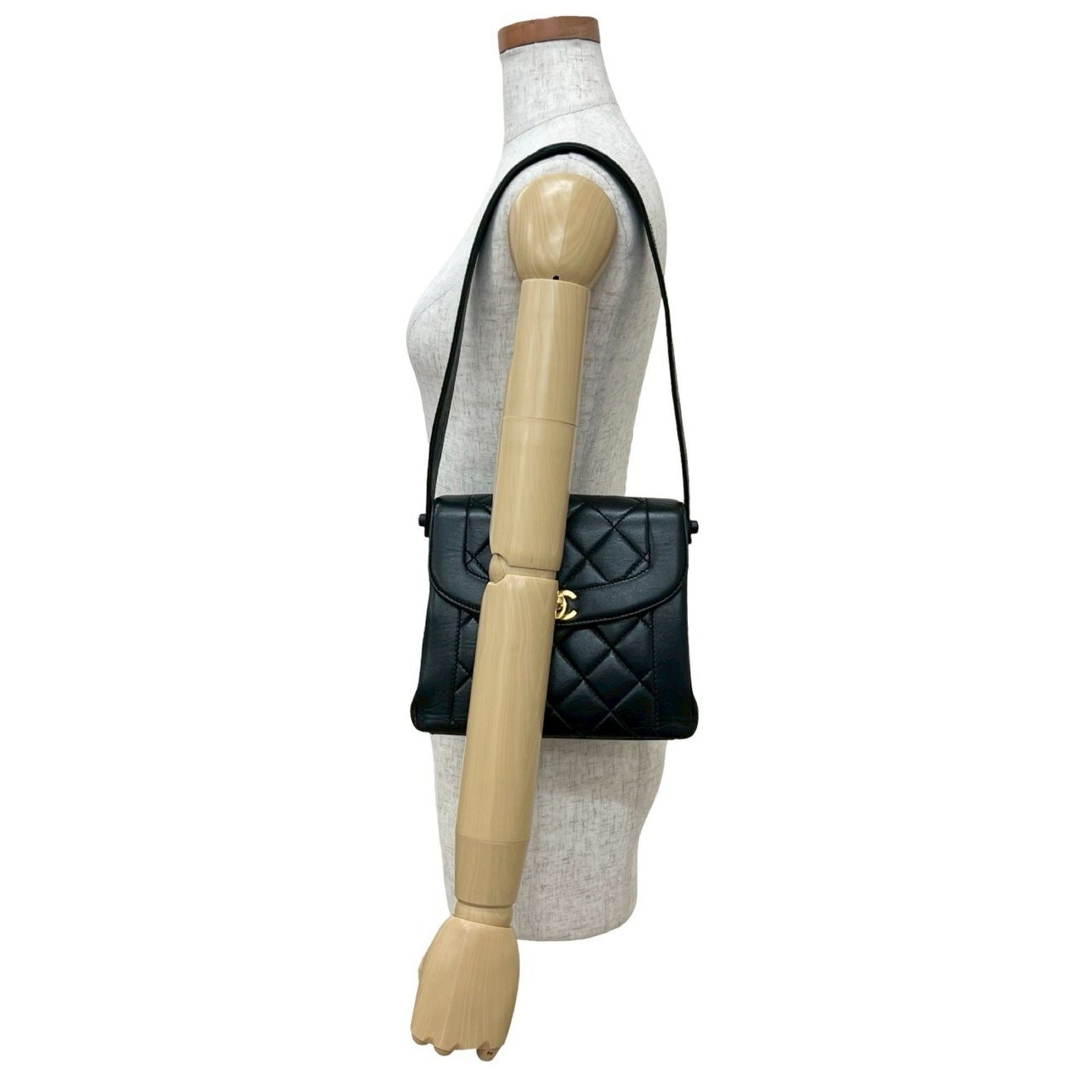 CHANEL Diana Flap Matelasse Coco Lambskin Semi-One Shoulder Bag