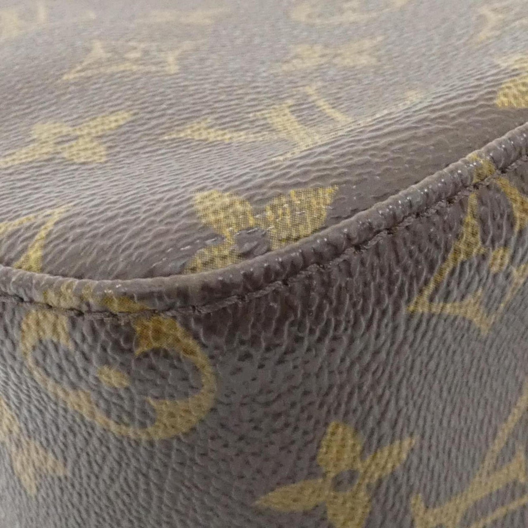 Louis Vuitton Monogram Looping MM Shoulder Bag