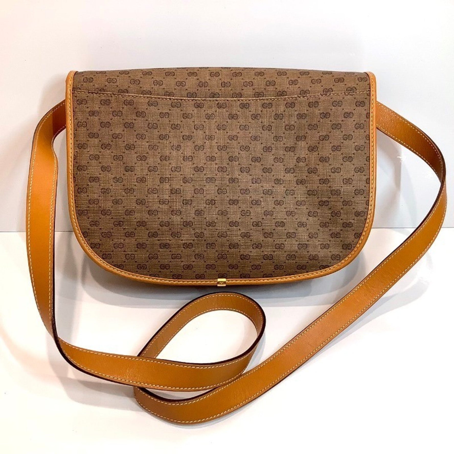GUCCI Old Micro GG Shoulder Bag 004.112.0363