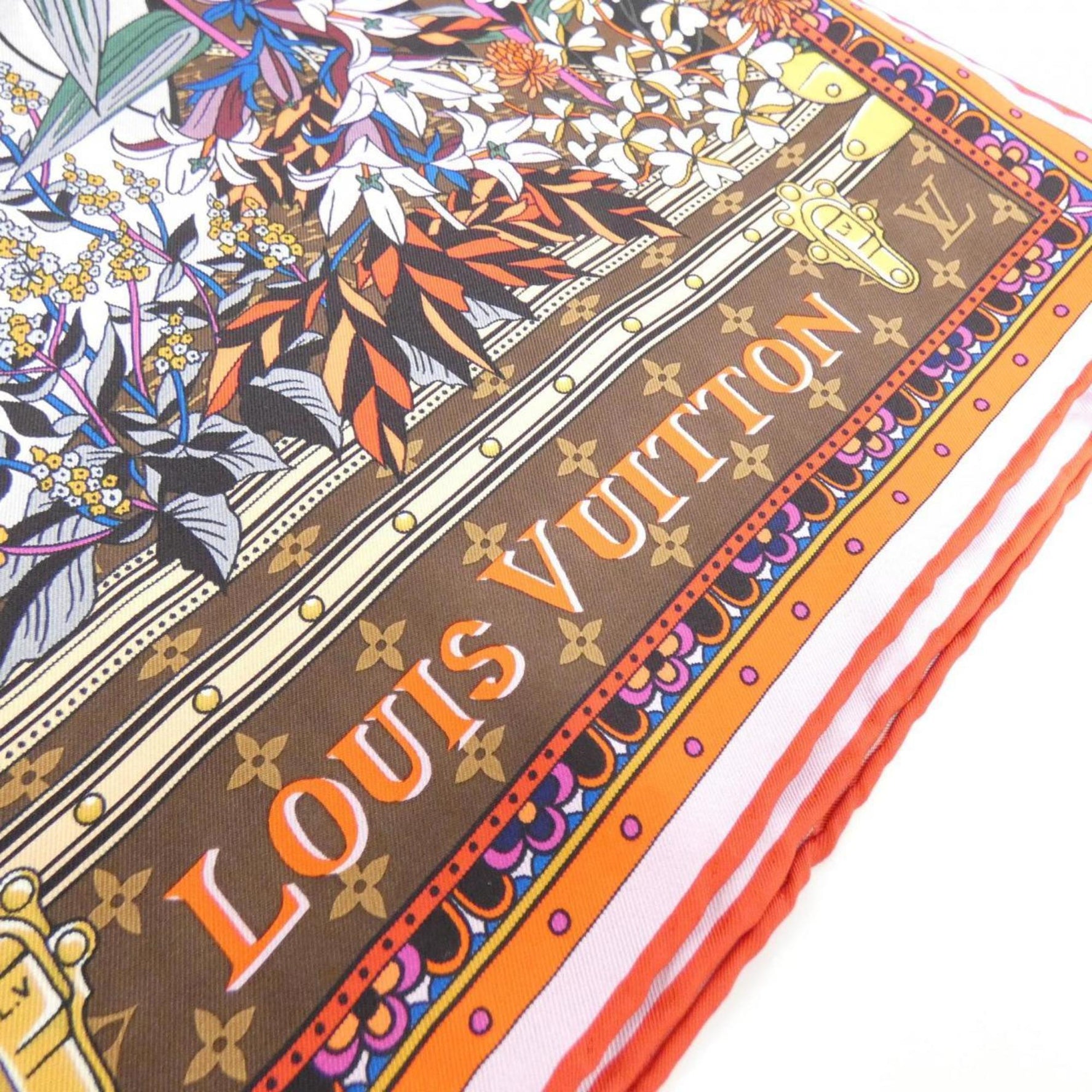 Louis Vuitton Monogram Carre Rat Animals Scarf