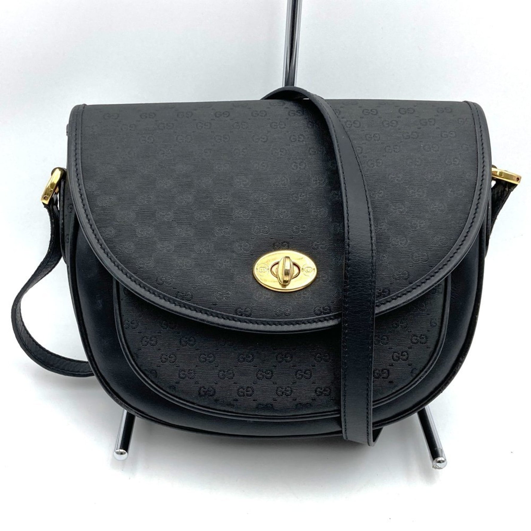 GUCCI Old 001 29 Micro GG Shoulder Bag in Leather