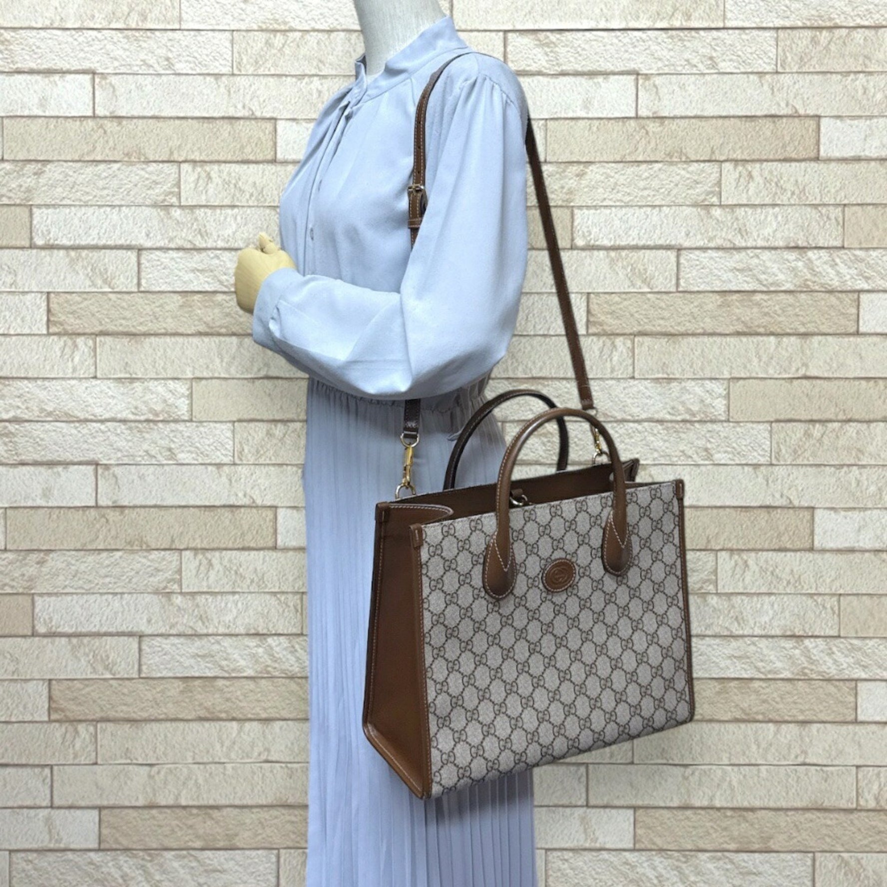 Gucci GG Small Tote Bag, Supreme Shoulder Canvas Beige