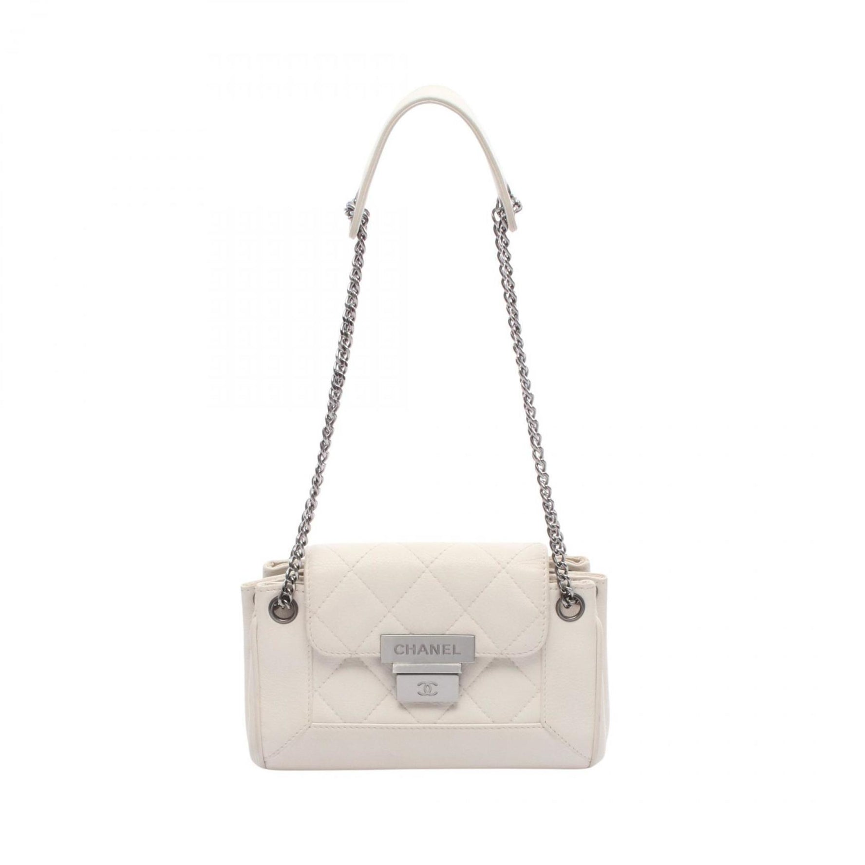 CHANEL Matelasse Shoulder Bag, Leather