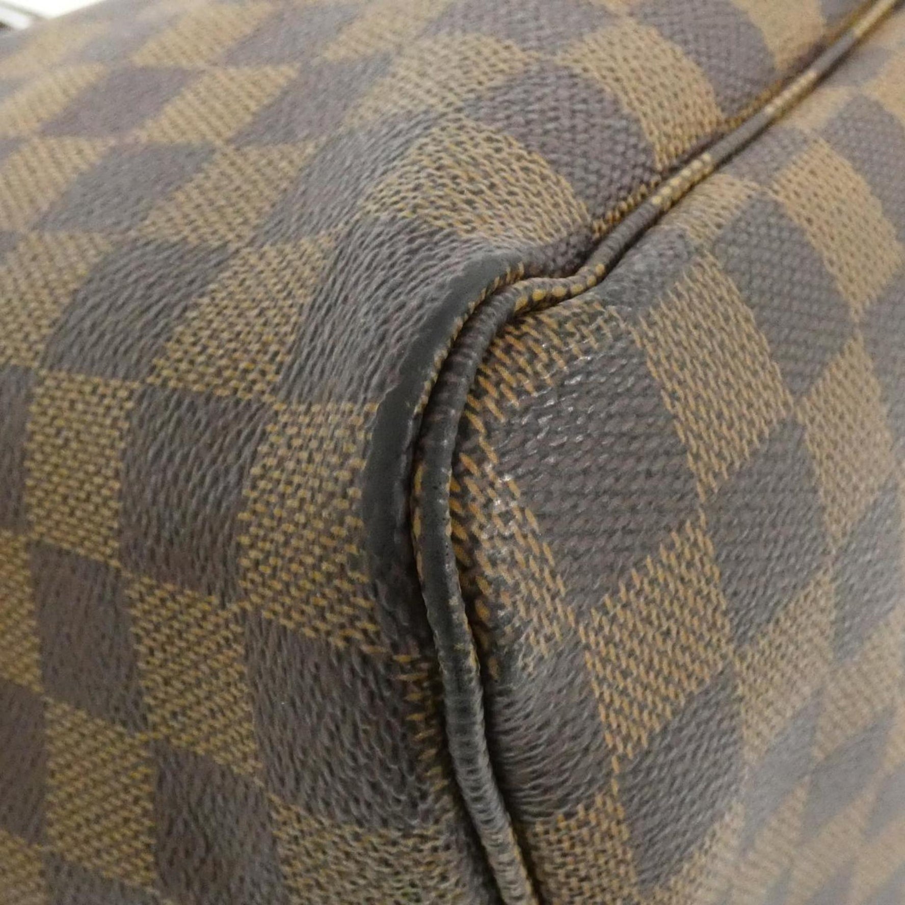 Louis Vuitton Damier Neverfull GM Handbag