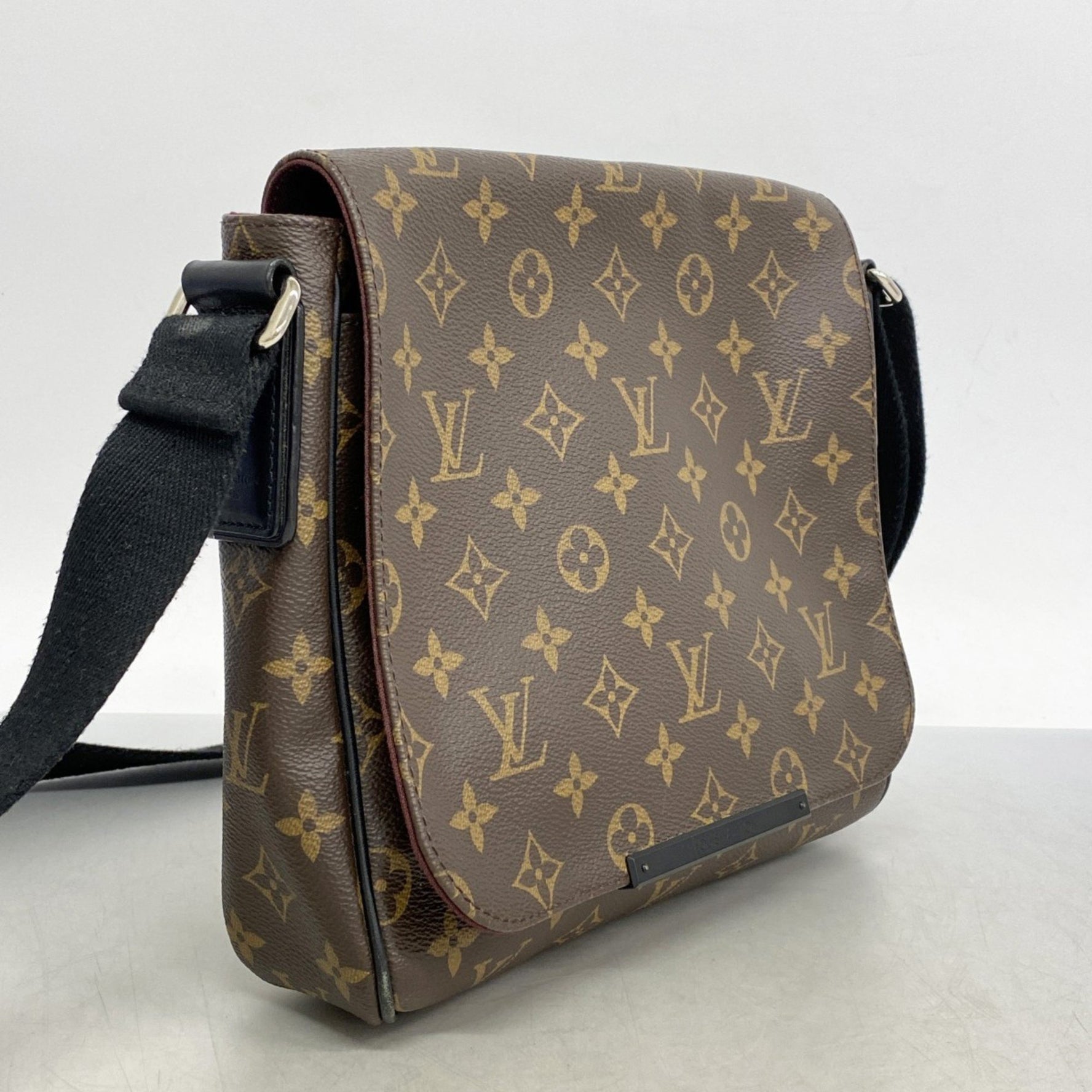 Louis Vuitton Monogram Macassar District PM Shoulder Bag M40935 Brown Men's