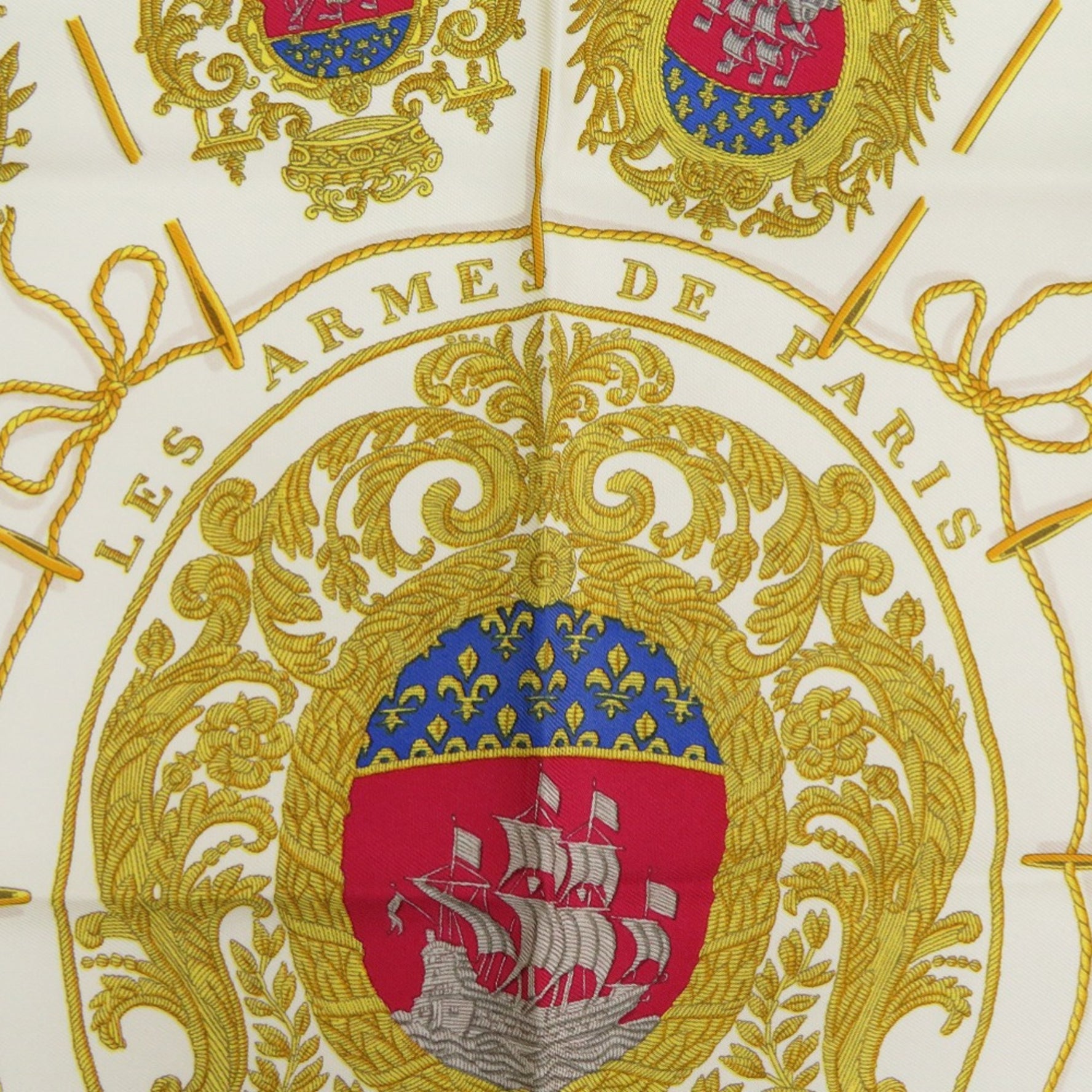 Hermès Carré 45 Petit Paris Coat of Arms LES ARMES DE PARIS Silk Cream Gold Red Scarf Muffler 0155 HERMES