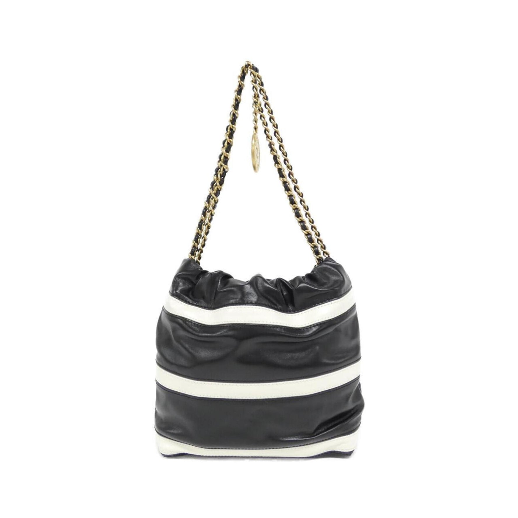 Chanel 22 AS3980 Handbag