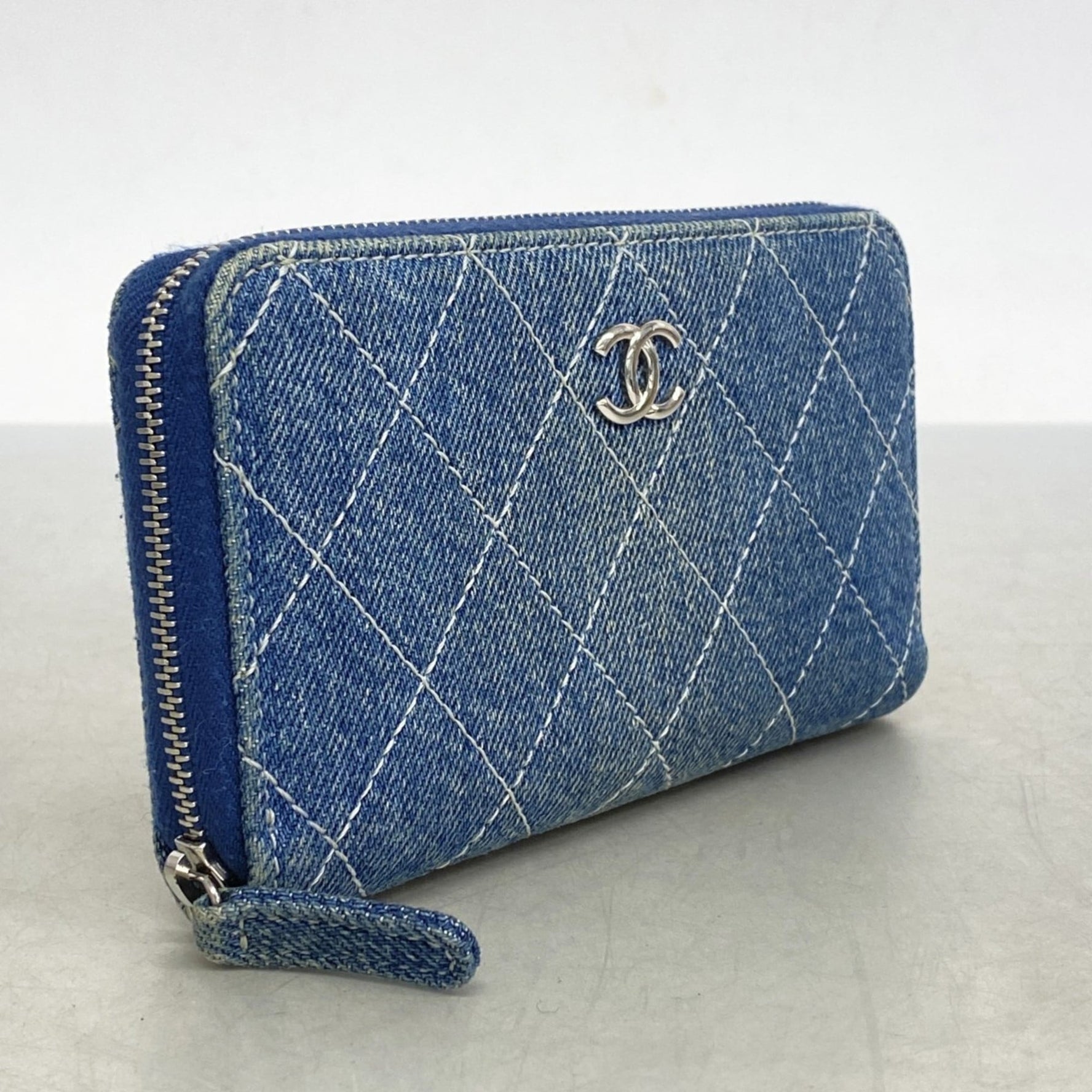 Chanel wallet/coin case, Matelasse denim