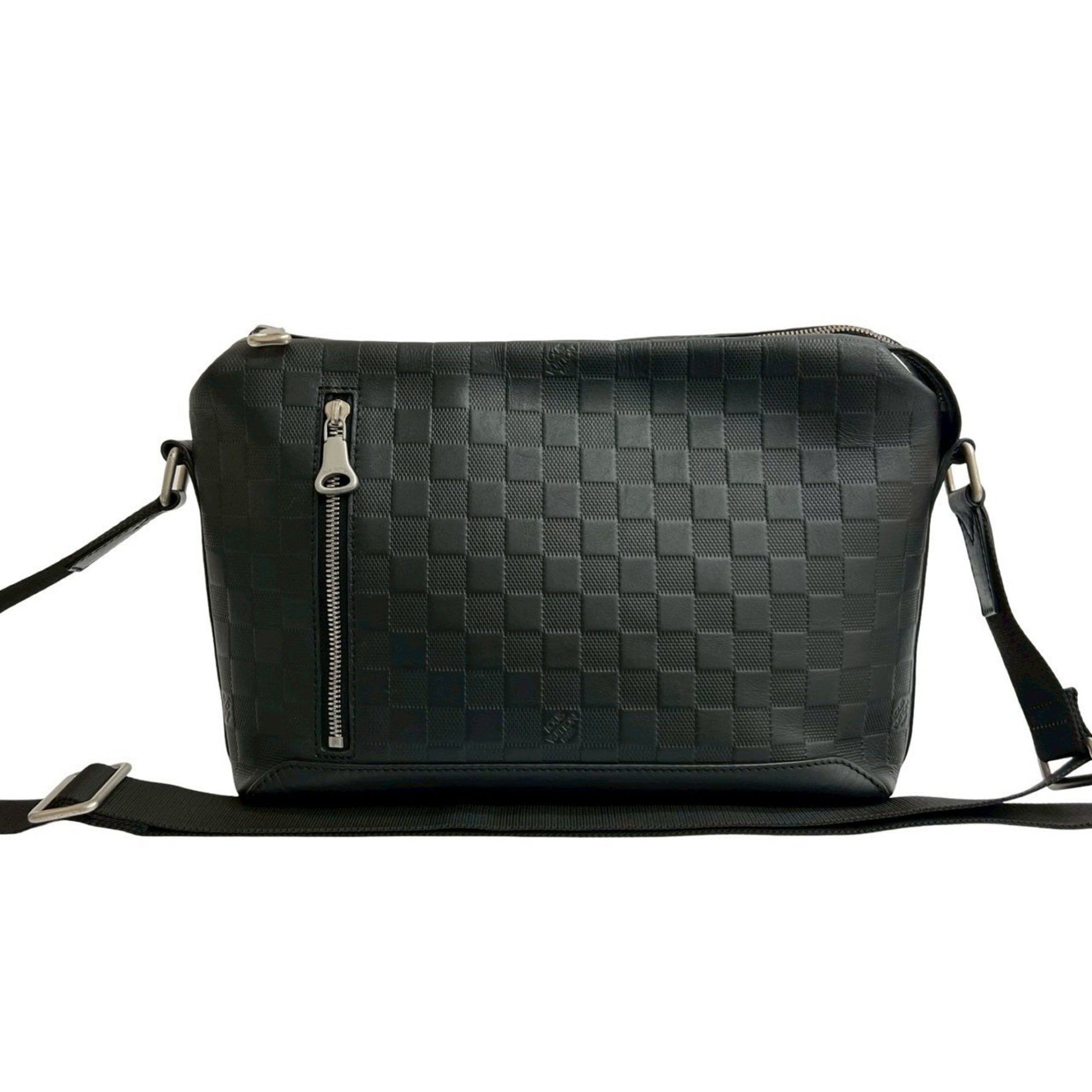 LOUIS VUITTON Discovery Messenger PM Damier Infini Leather Shoulder Bag