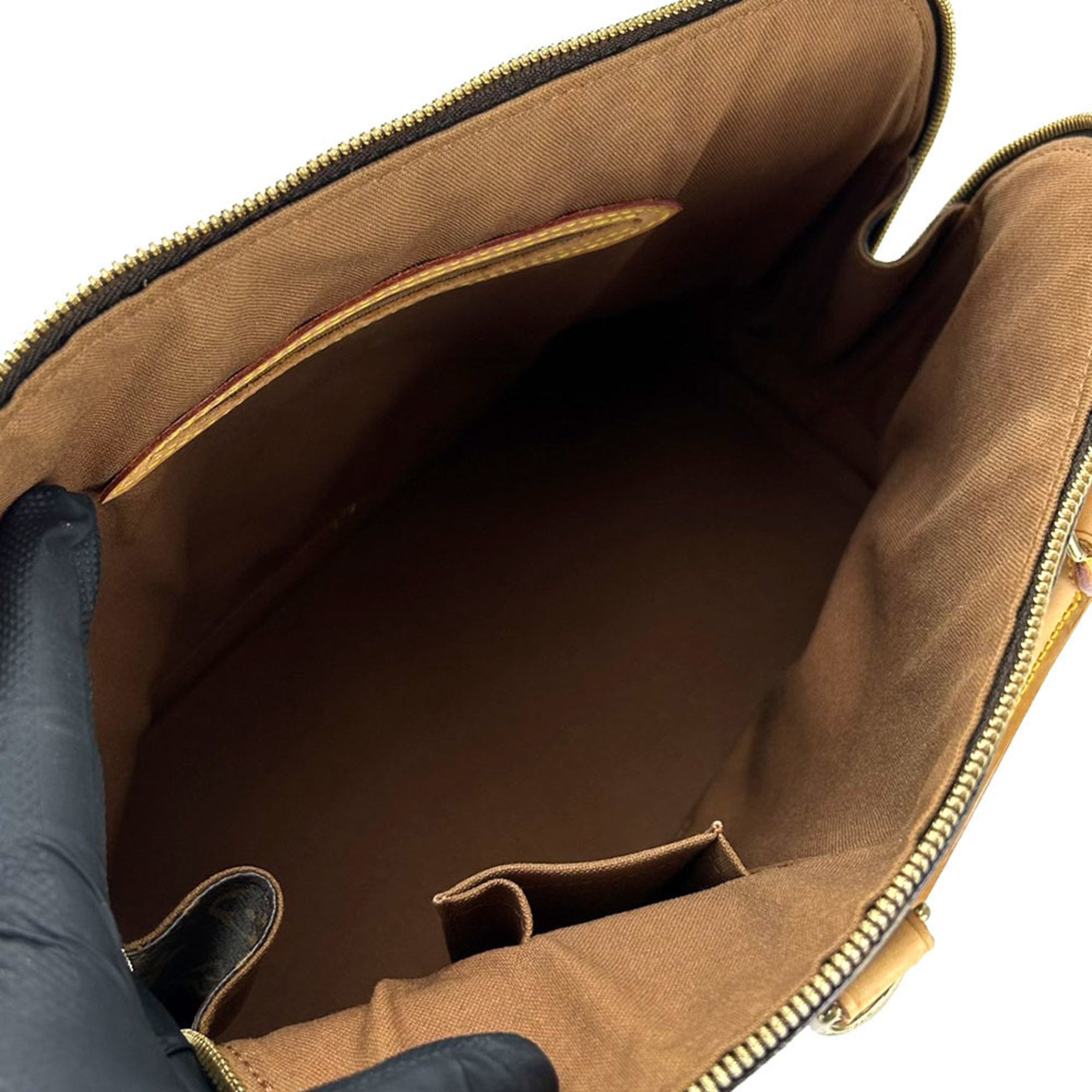 Louis Vuitton Handbag Alma Monogram Ladies made in USA monogram hand bag