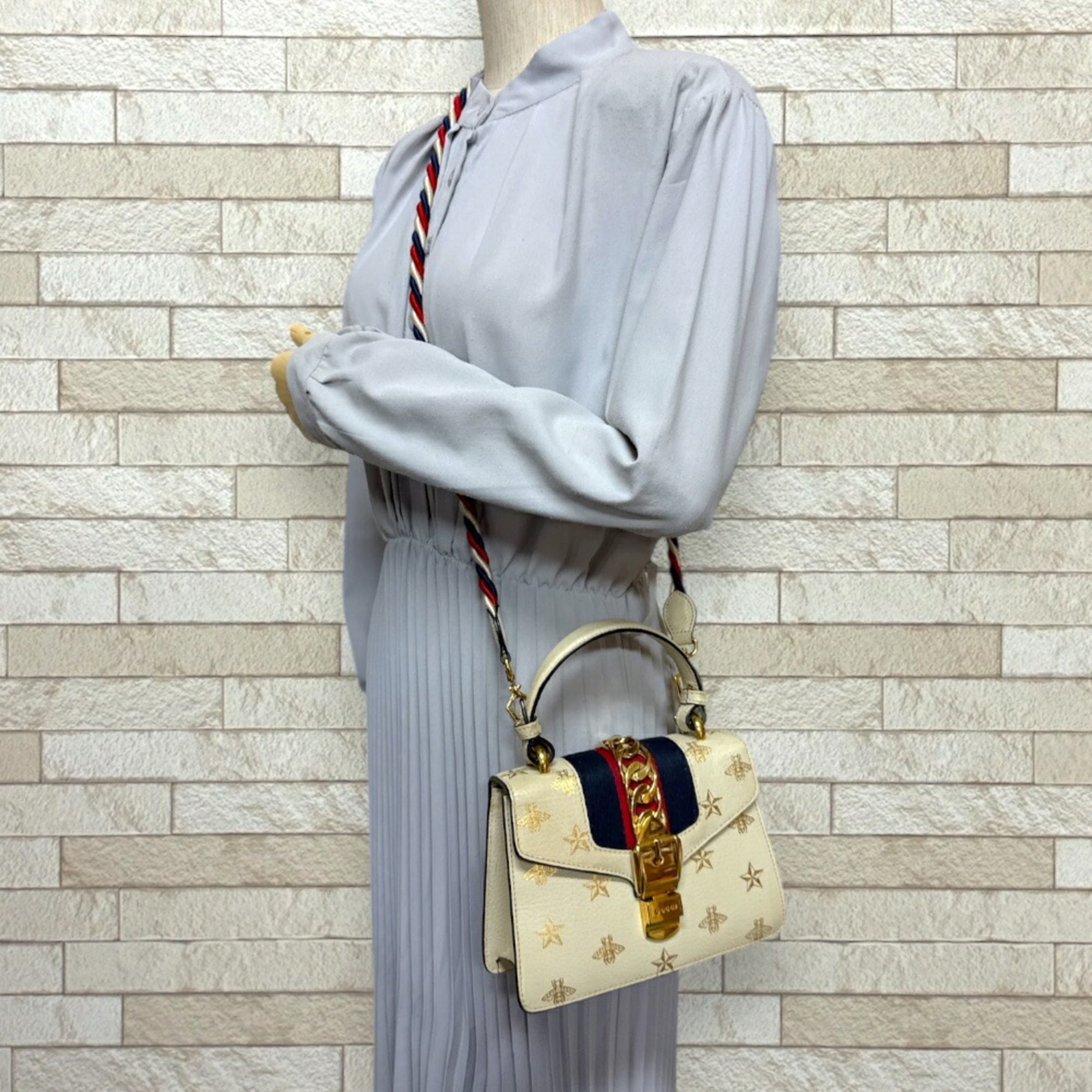 Gucci Bee & Star Sylvie Shoulder Bag Leather