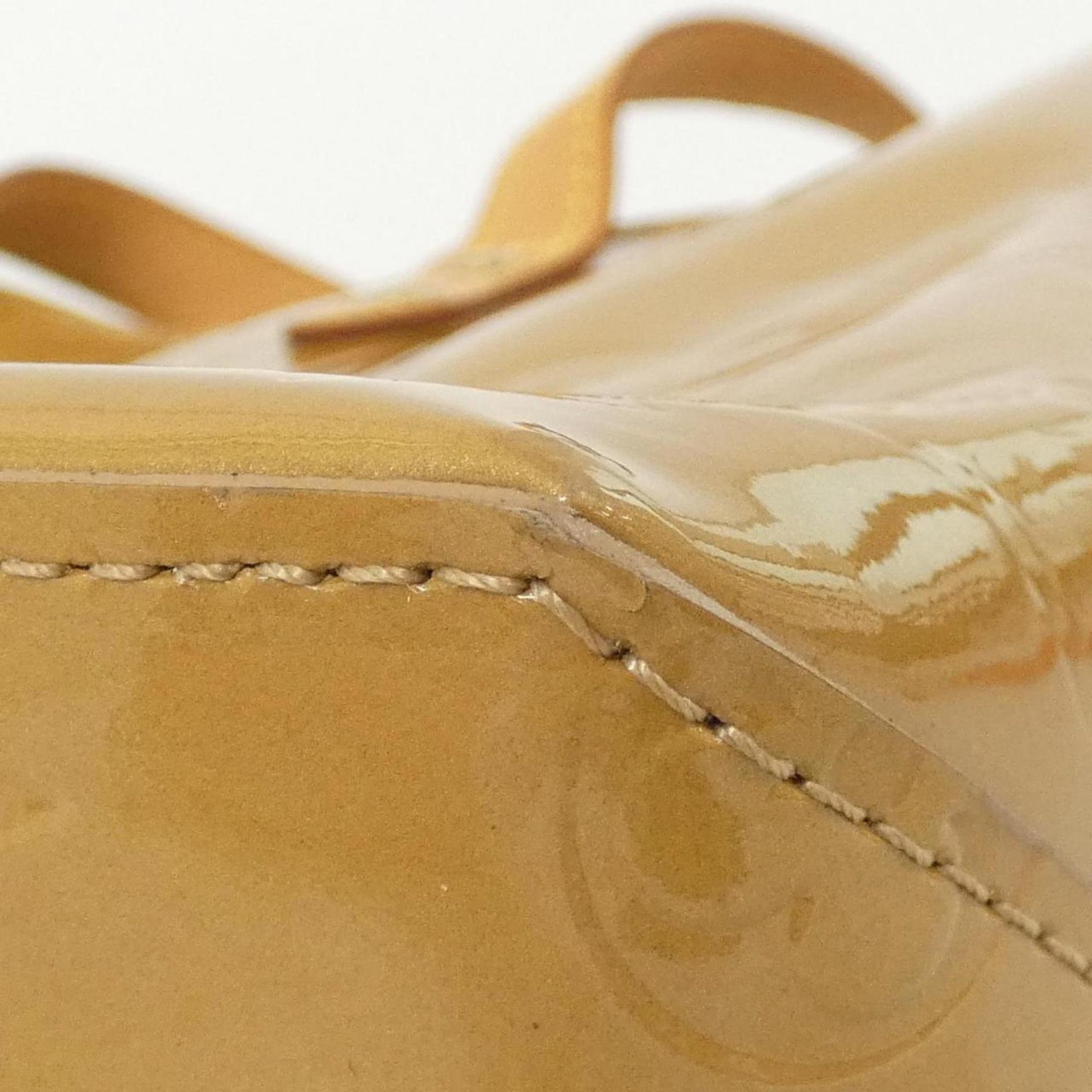 Louis Vuitton Vernis Lead PM Handbag