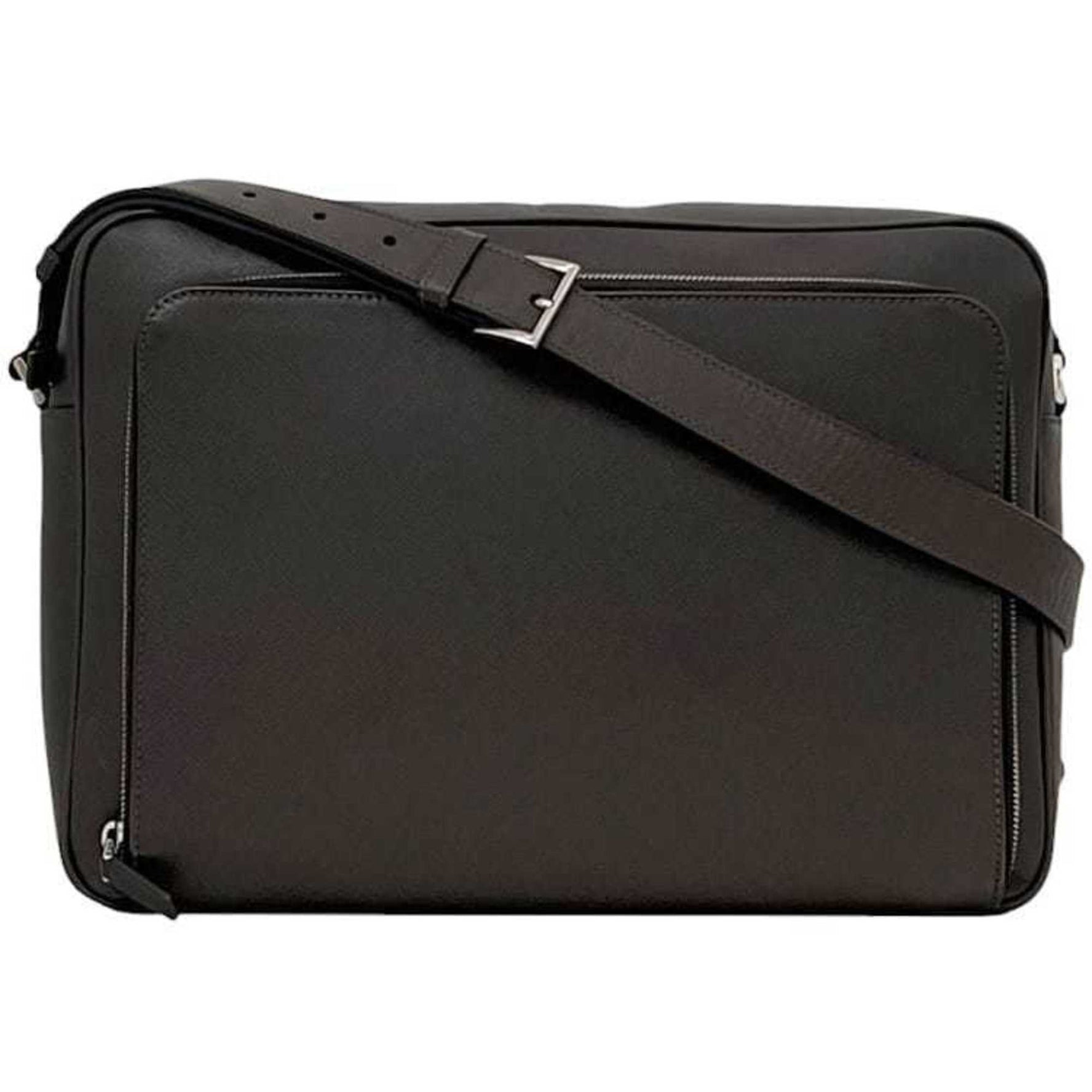 Prada bag shoulder in Saffiano leather, crossbody, size, with triangular plate