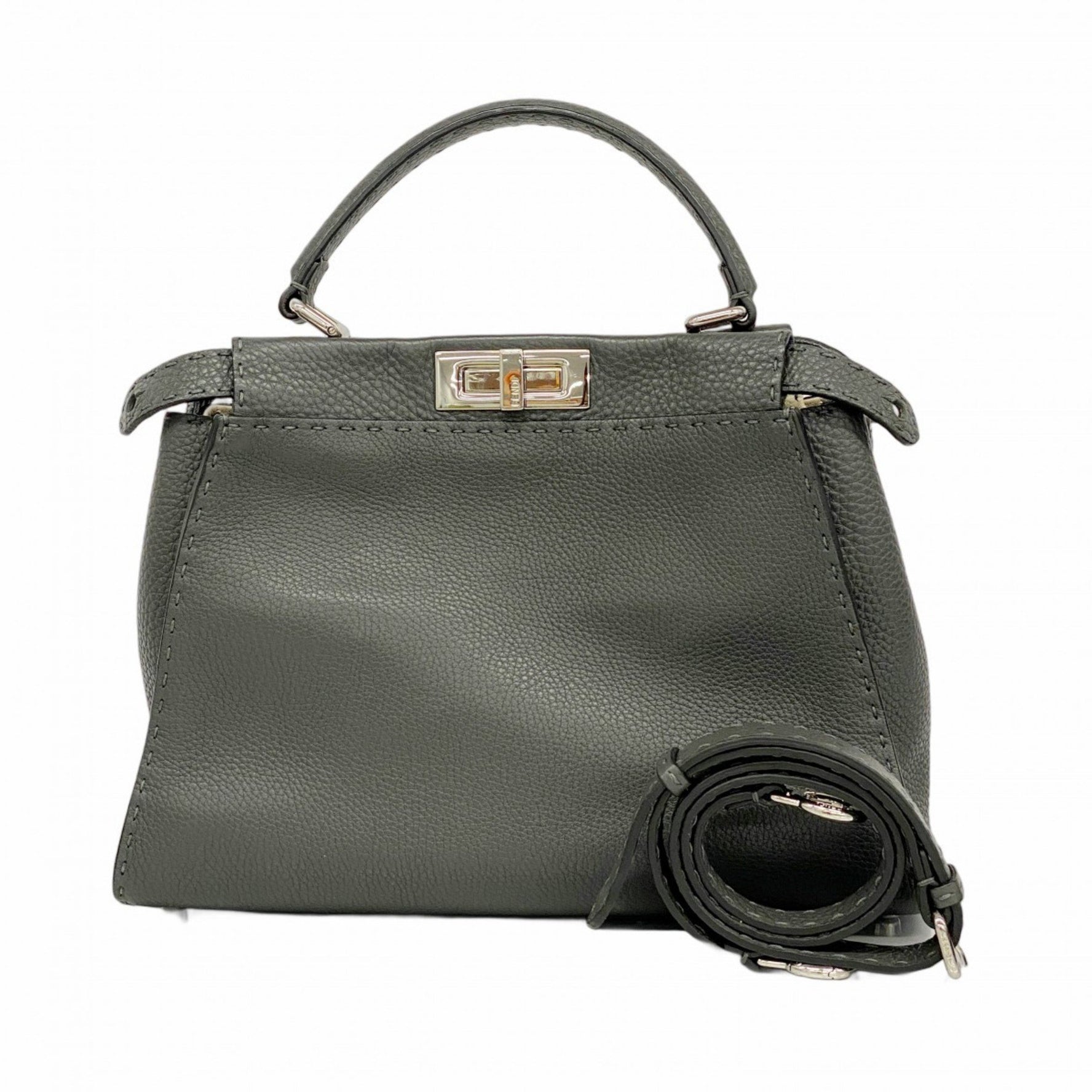 Fendi Selleria Peekaboo Leather Handbag in Bag