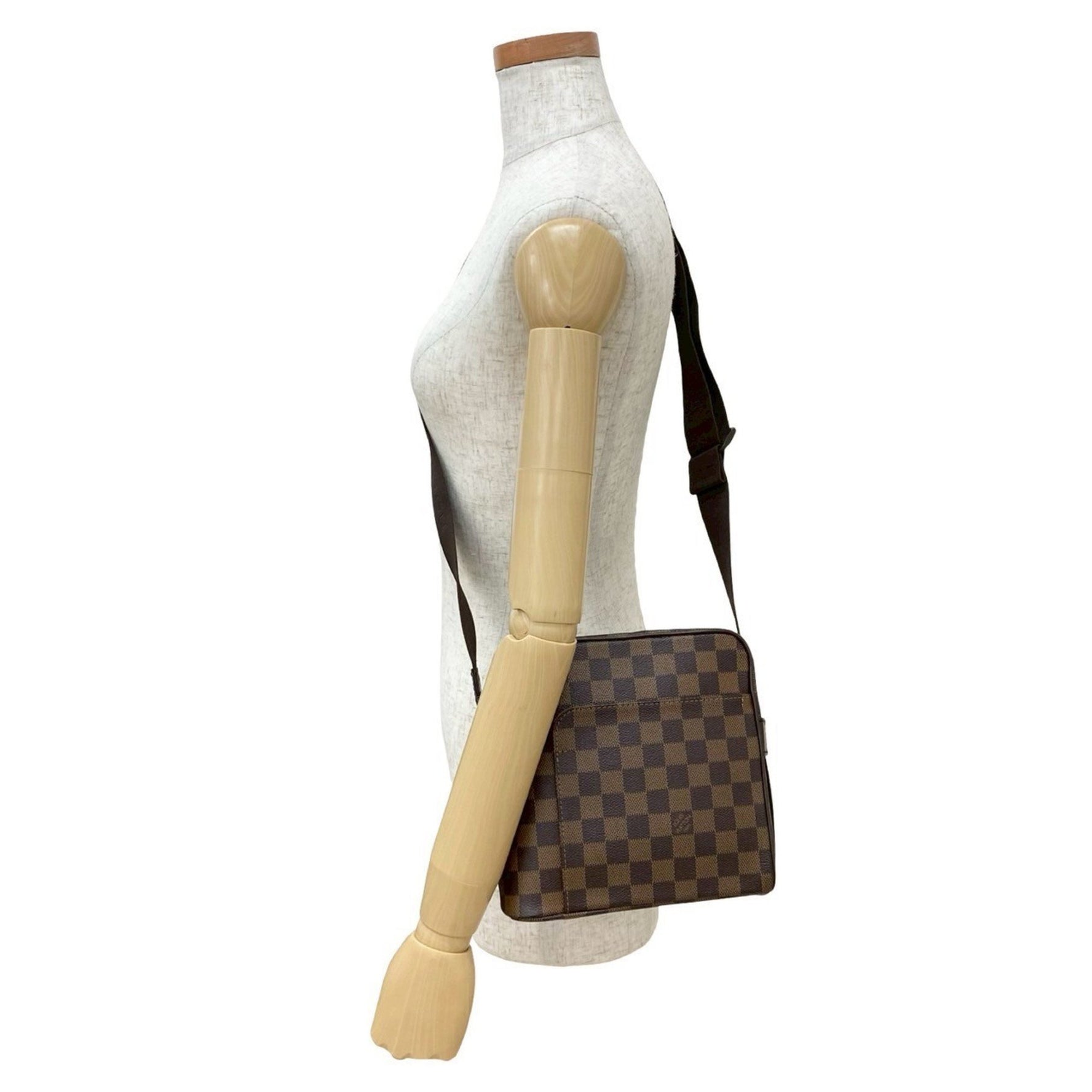 Unused, stored Louis Vuitton Olaf PM Damier Leather Shoulder Bag/Pochette/Sacoche