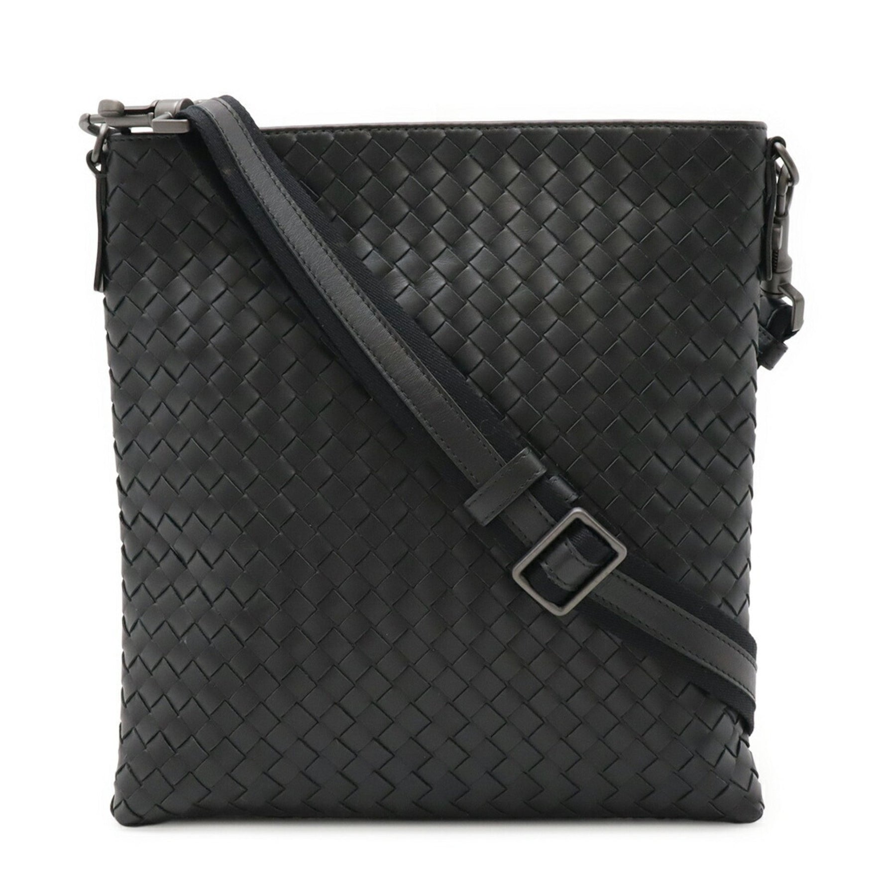 BOTTEGA VENETA Intrecciato Shoulder Bag in Leather (Product Code: