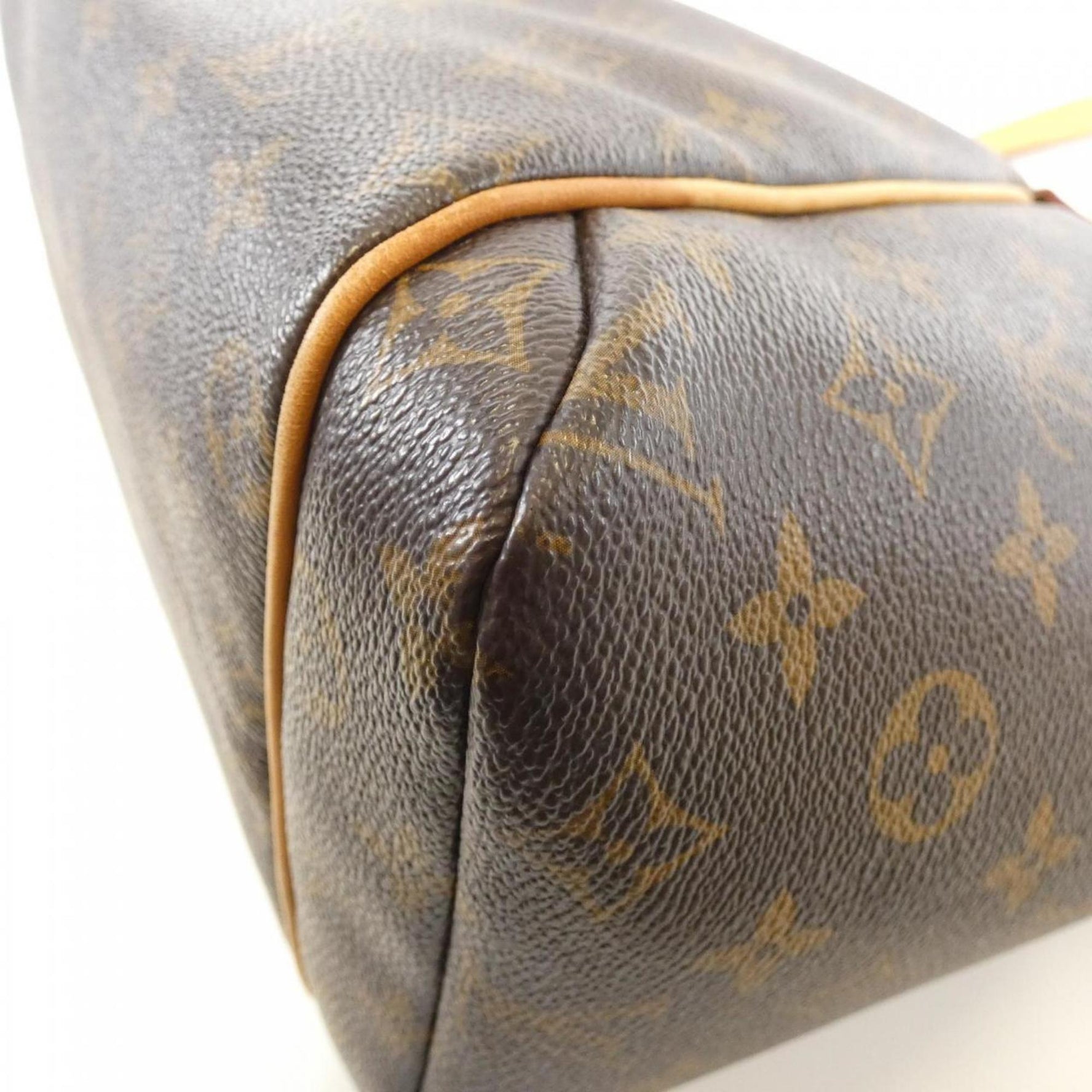 Louis Vuitton Monogram Totally MM Handbag