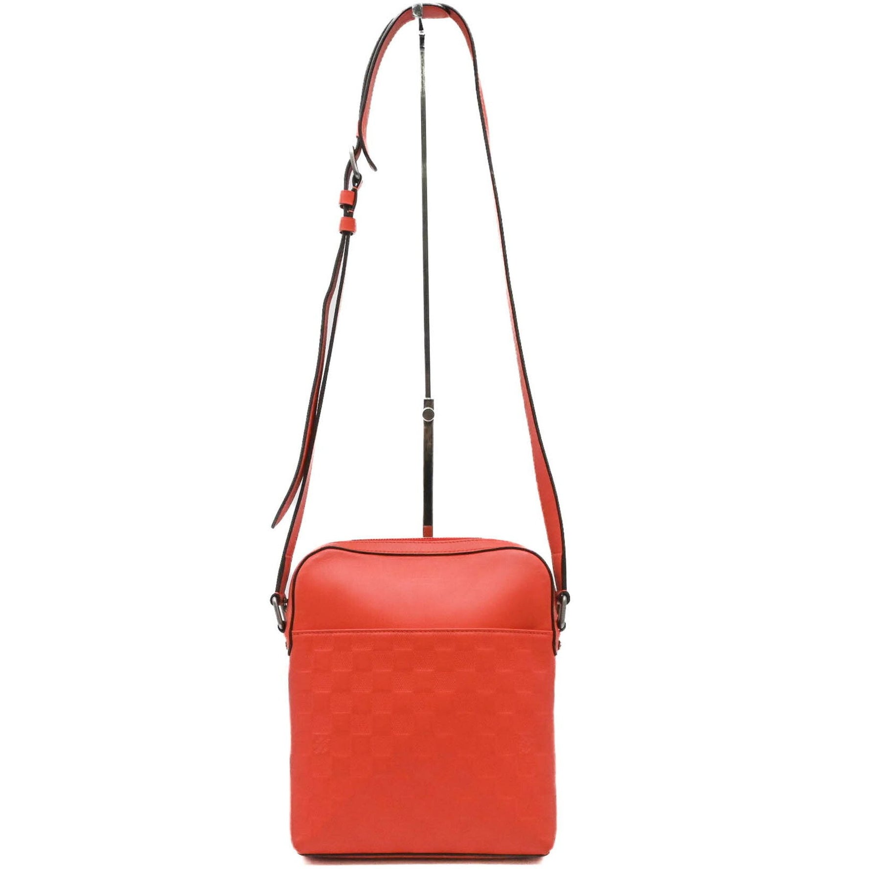 Louis Vuitton Pochette District Shoulder Bag Damier Infini Magma