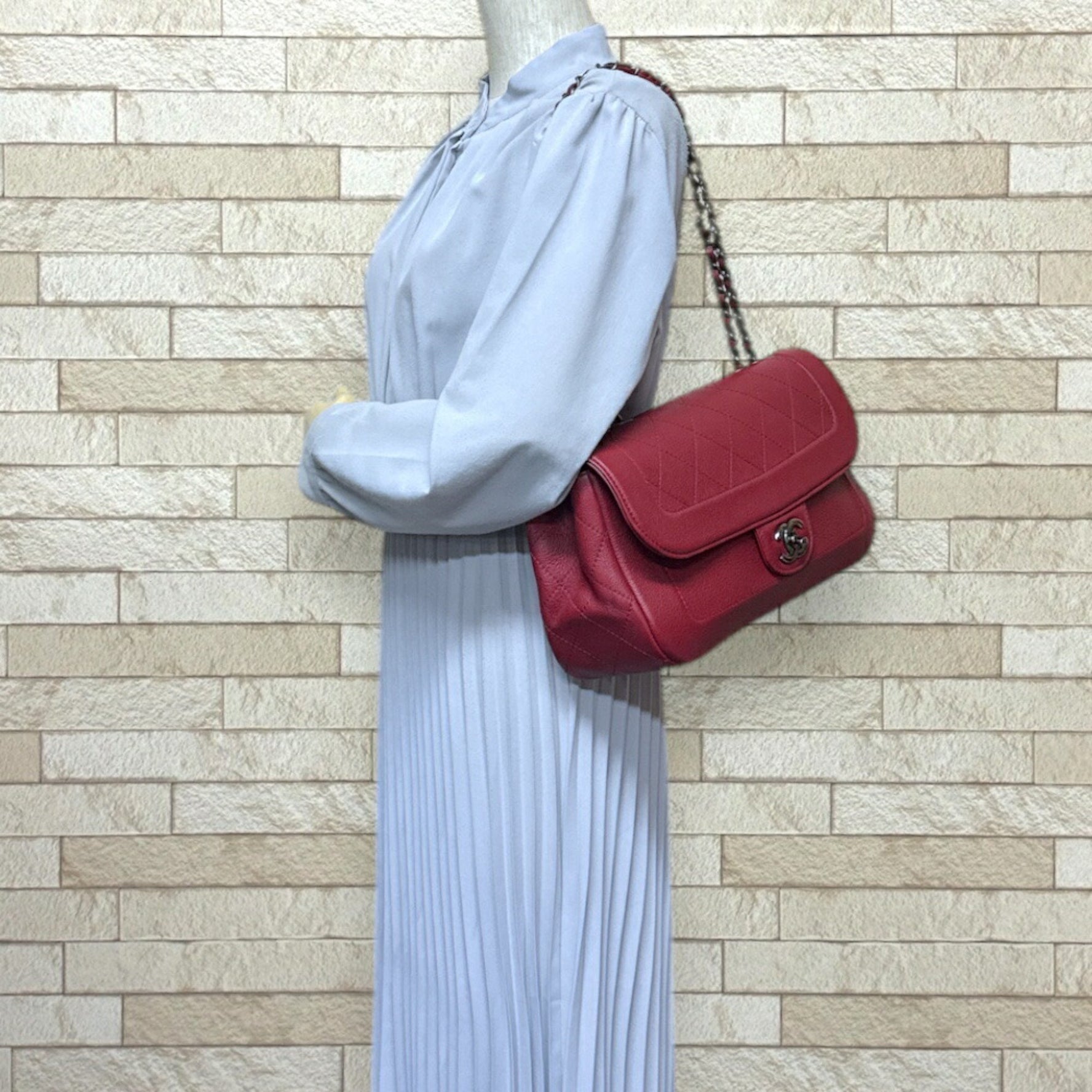 CHANEL Matelasse Shoulder Bag Leather Red Women's W Chain