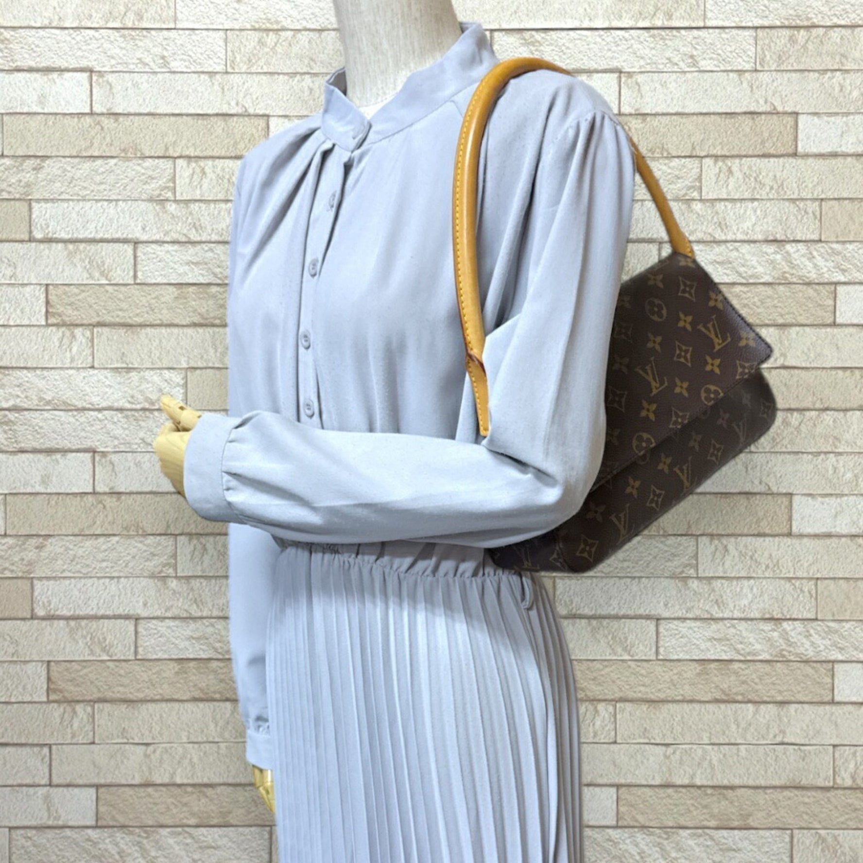 Louis Vuitton Looping Monogram Shoulder Bag Canvas M51147 Brown Women's LOUIS VUITTON