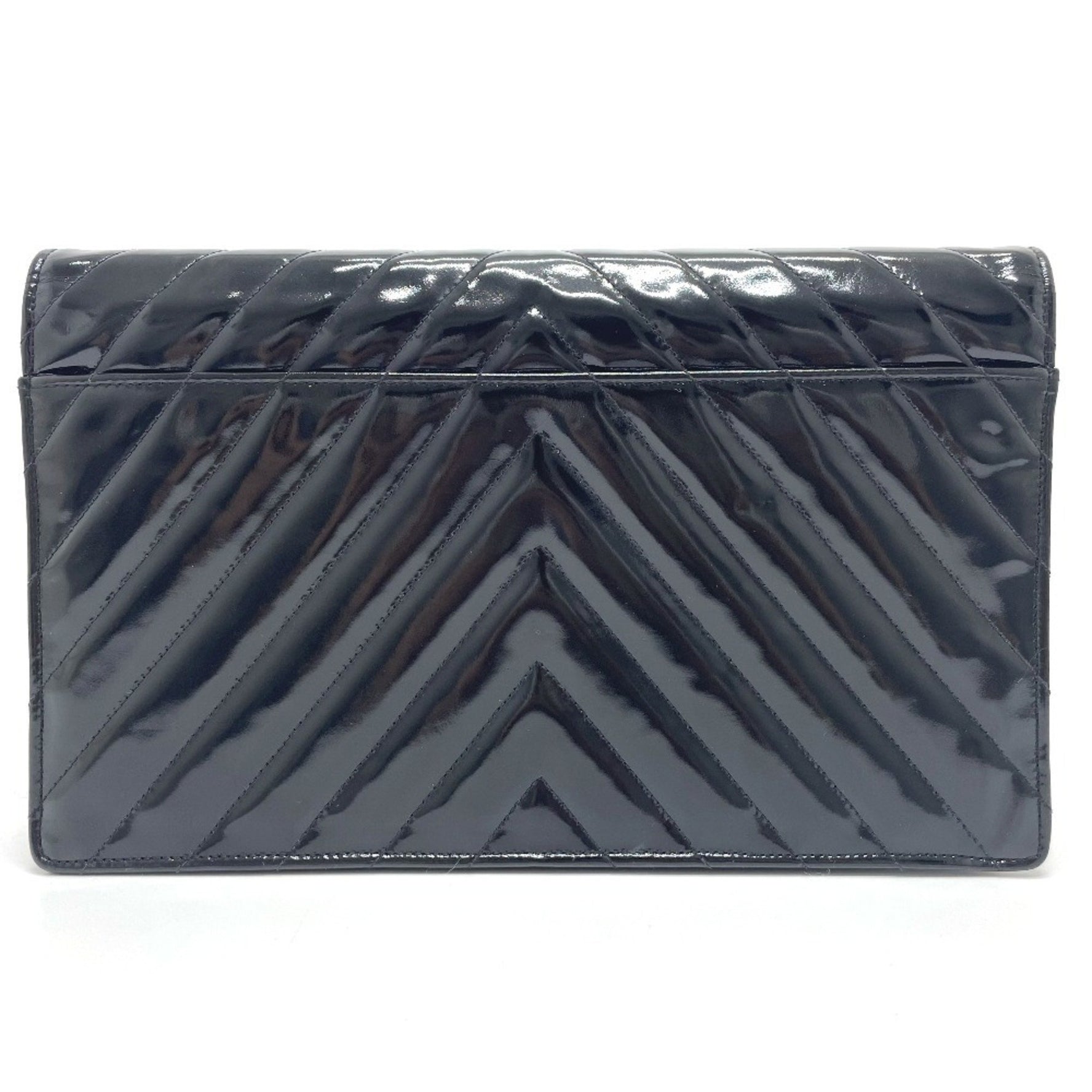 CHANEL V-Stitch Chevron CC Coco Mark Chain Shoulder Bag in Enamel/Leather