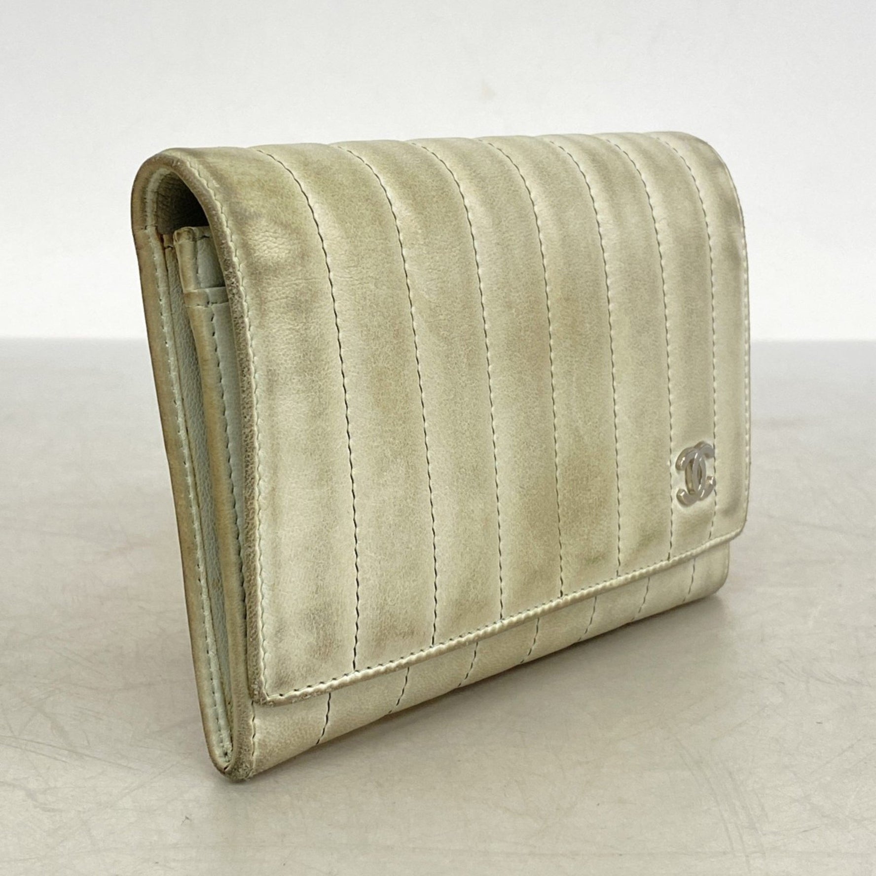 Chanel Mademoiselle lambskin grey wallet