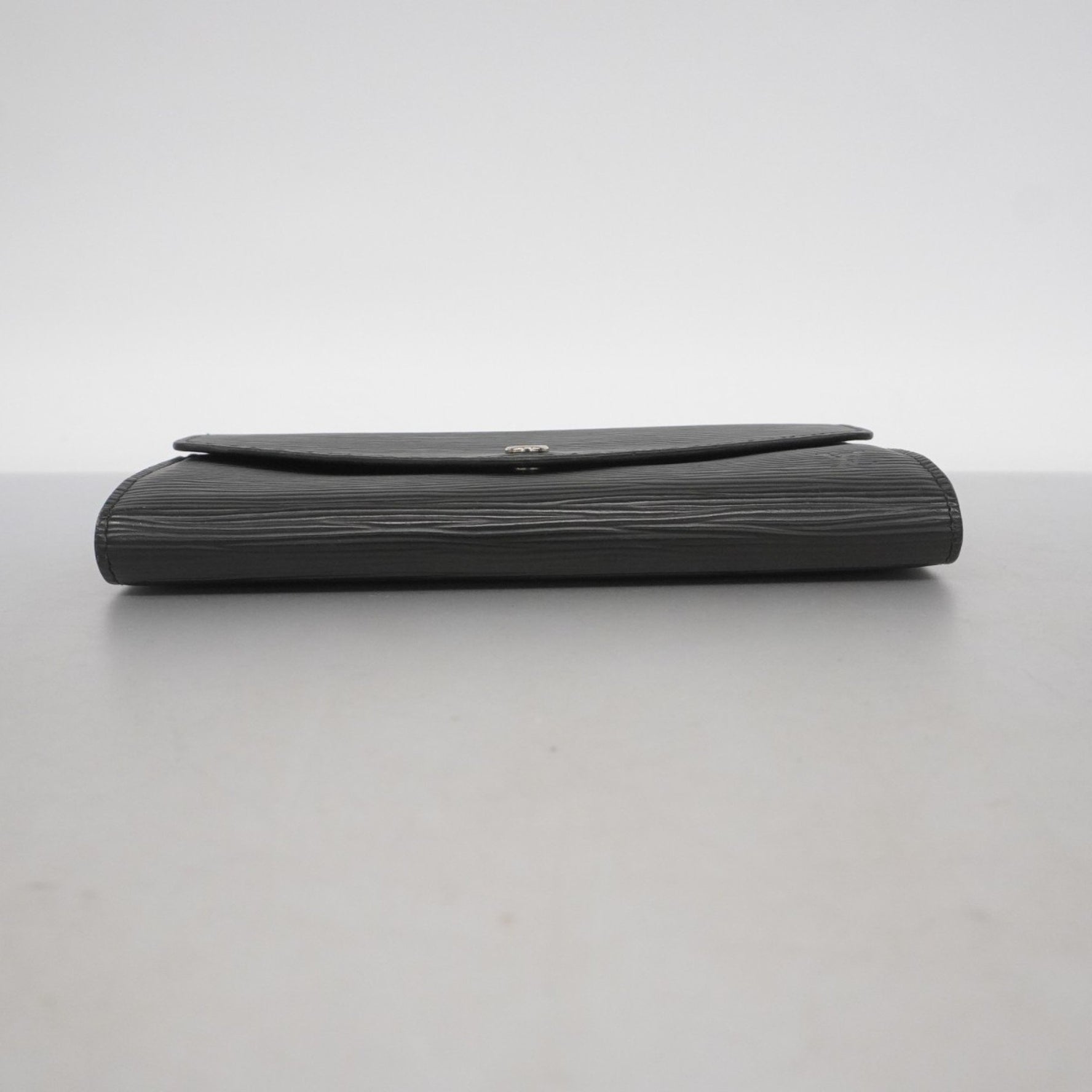Louis Vuitton Epi Portefeuille Sarah Long Wallet