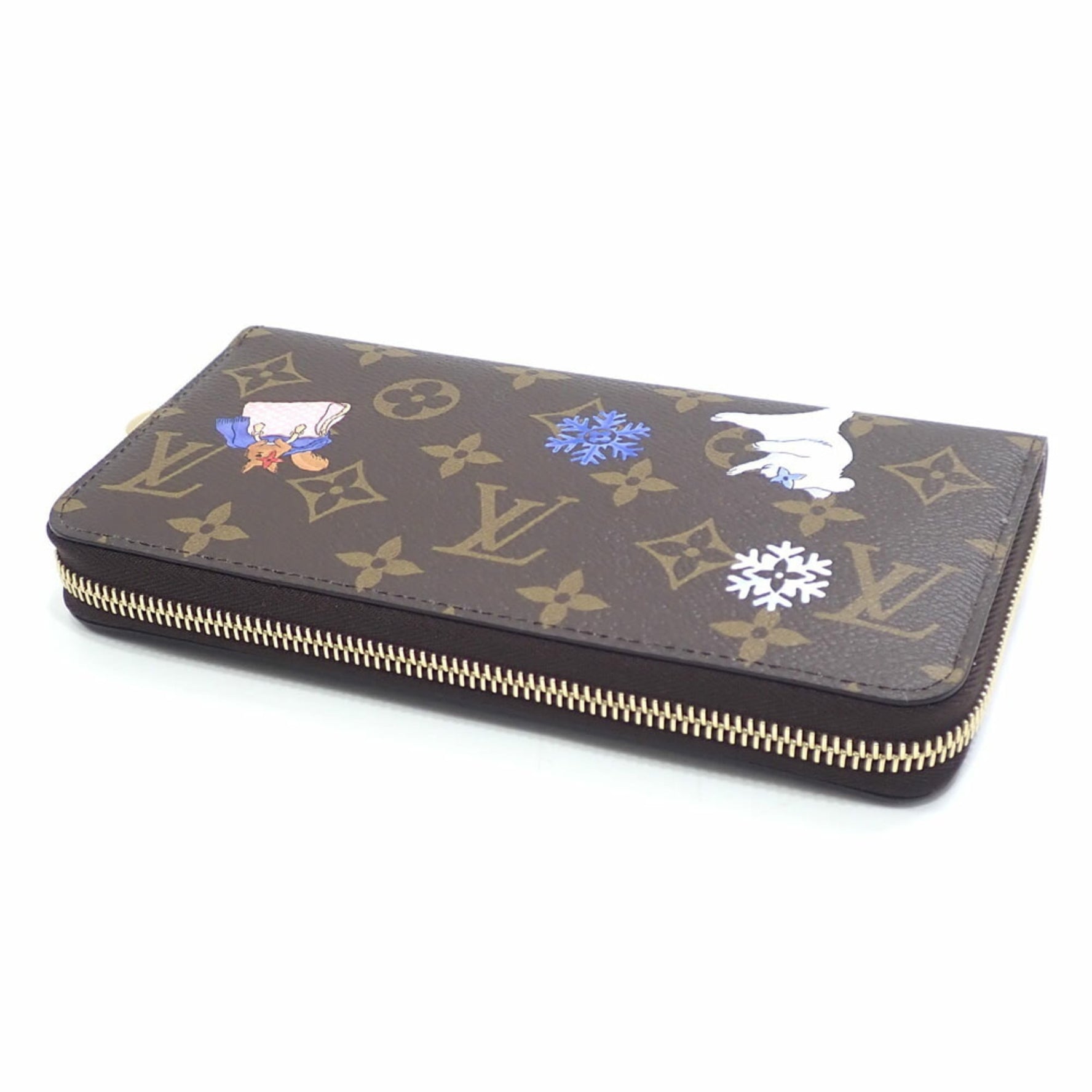 Louis Vuitton Zippy Wallet Round Long in Snowy Pearl, 2025 Vivienne Winter Holiday Collection