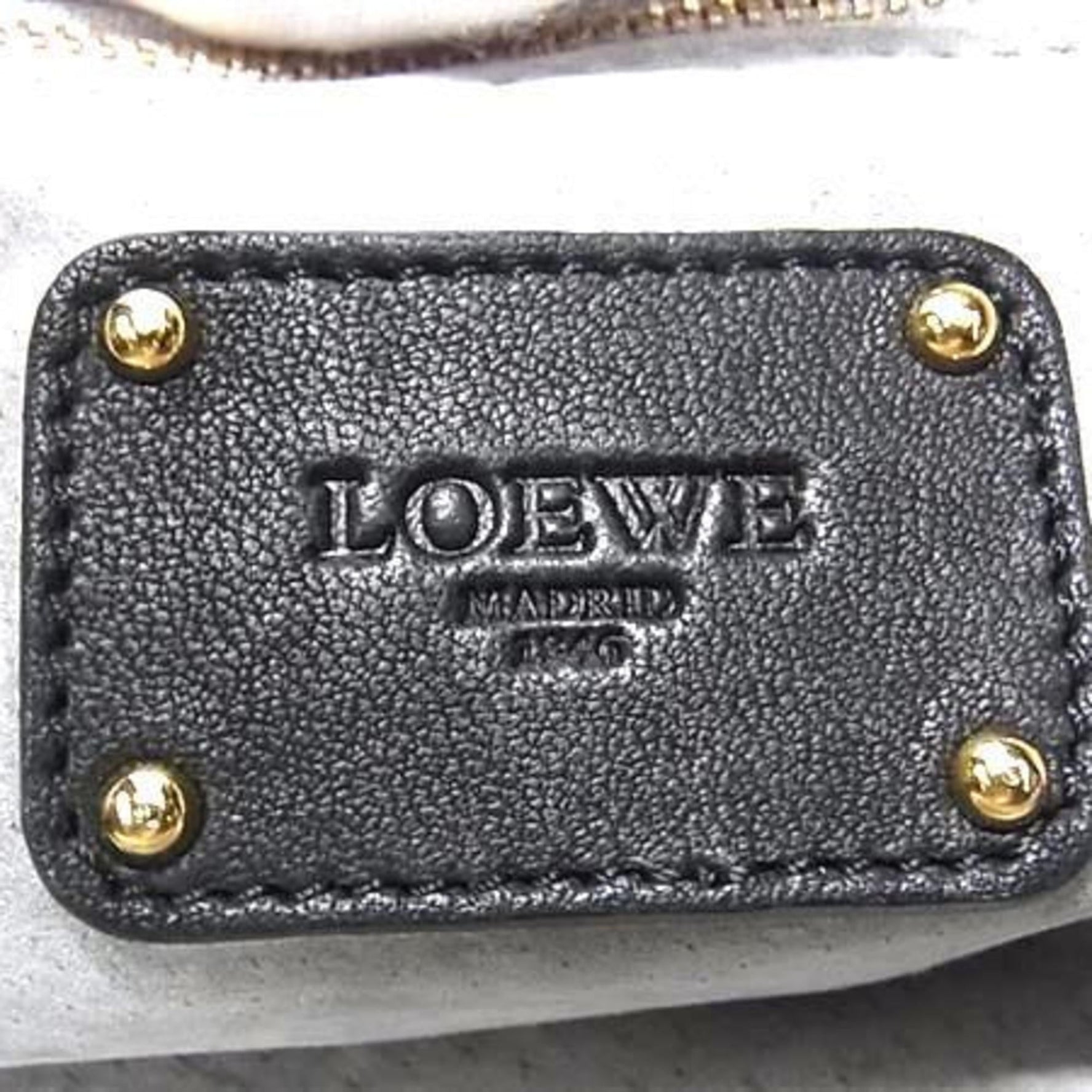 LOEWE Carrie handbag in leather