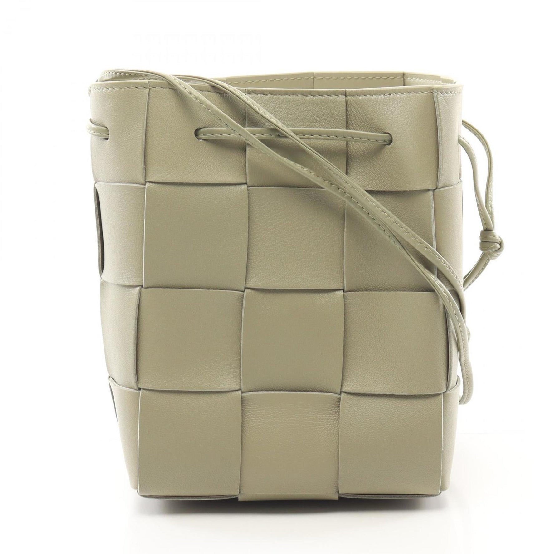 BOTTEGA VENETA Small Cassette Bucket Shoulder Bag Leather