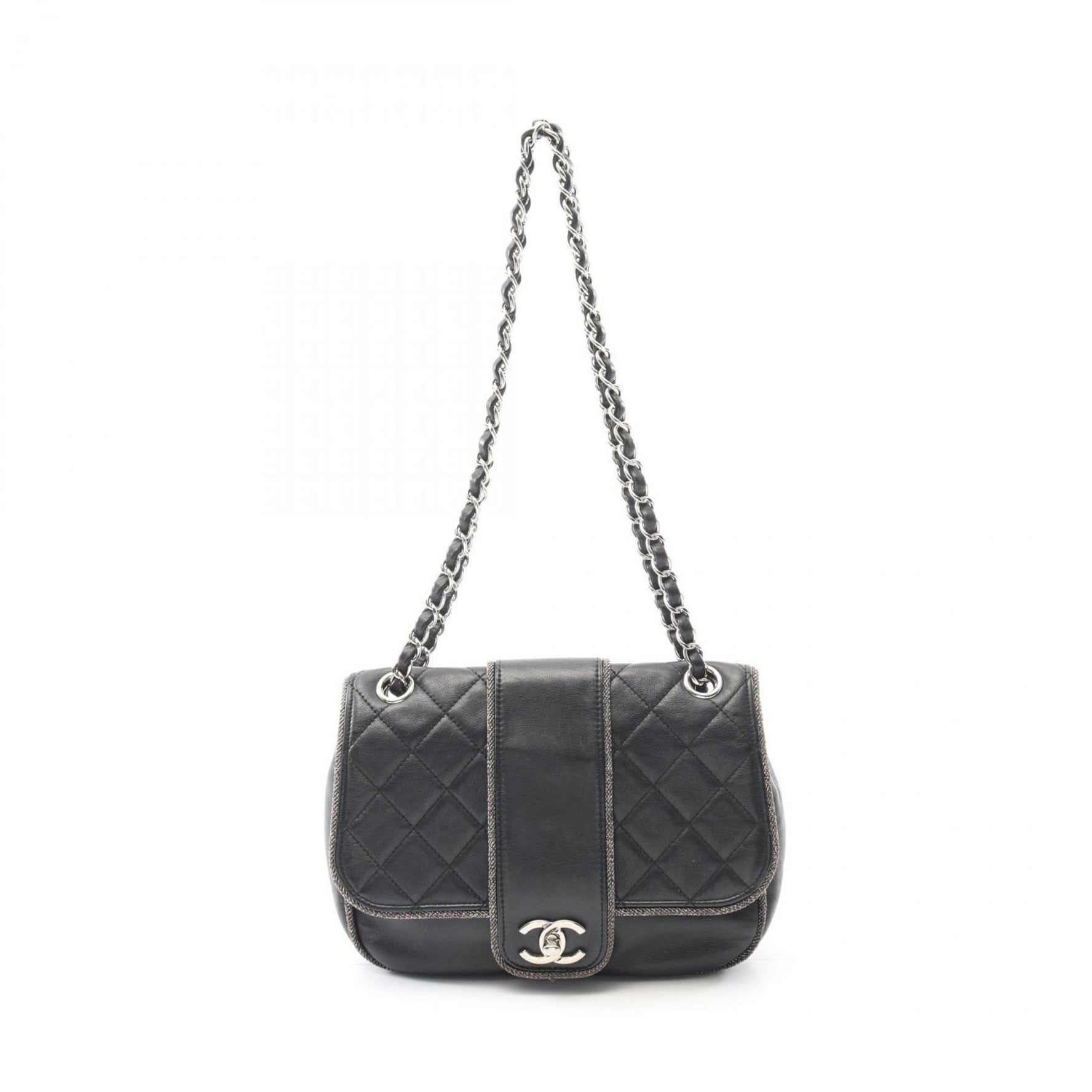 CHANEL Matelasse Shoulder Bag, Lambskin Leather, Women's, Black