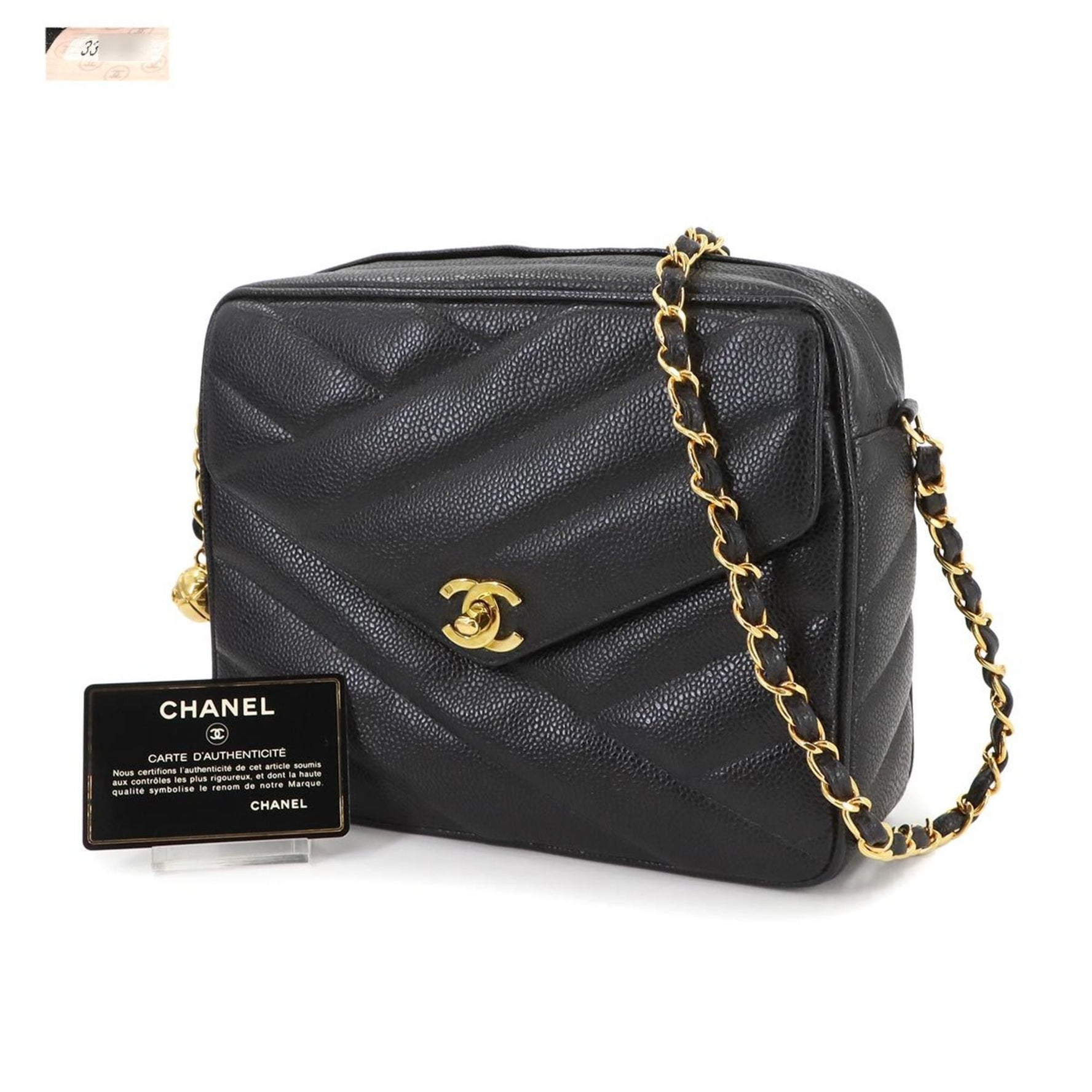 CHANEL Chain Shoulder Bag in Caviar Leather with and Gold Hardware