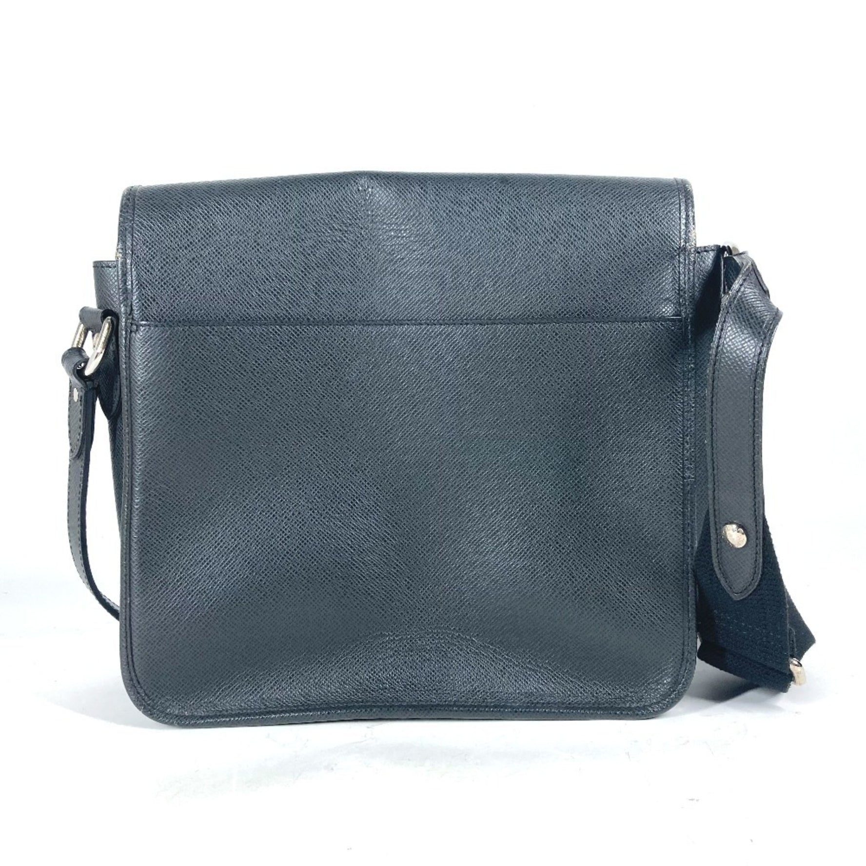 Louis Vuitton Taiga Andrei Bag Flap Crossbody Messenger Shoulder Leather Ardoise Black