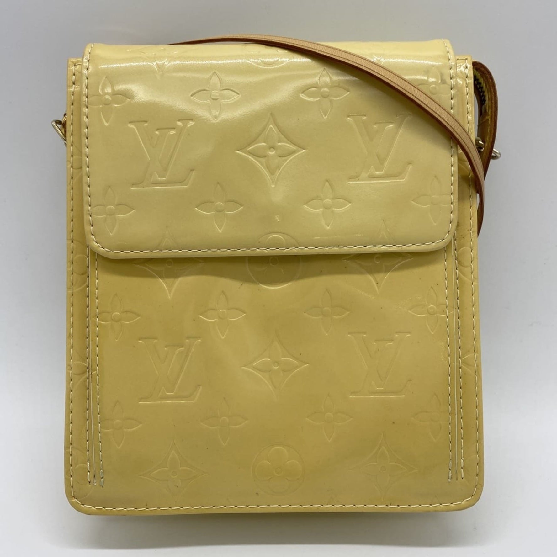 Louis Vuitton Mott Shoulder Bag Pochette Monogram Vernis