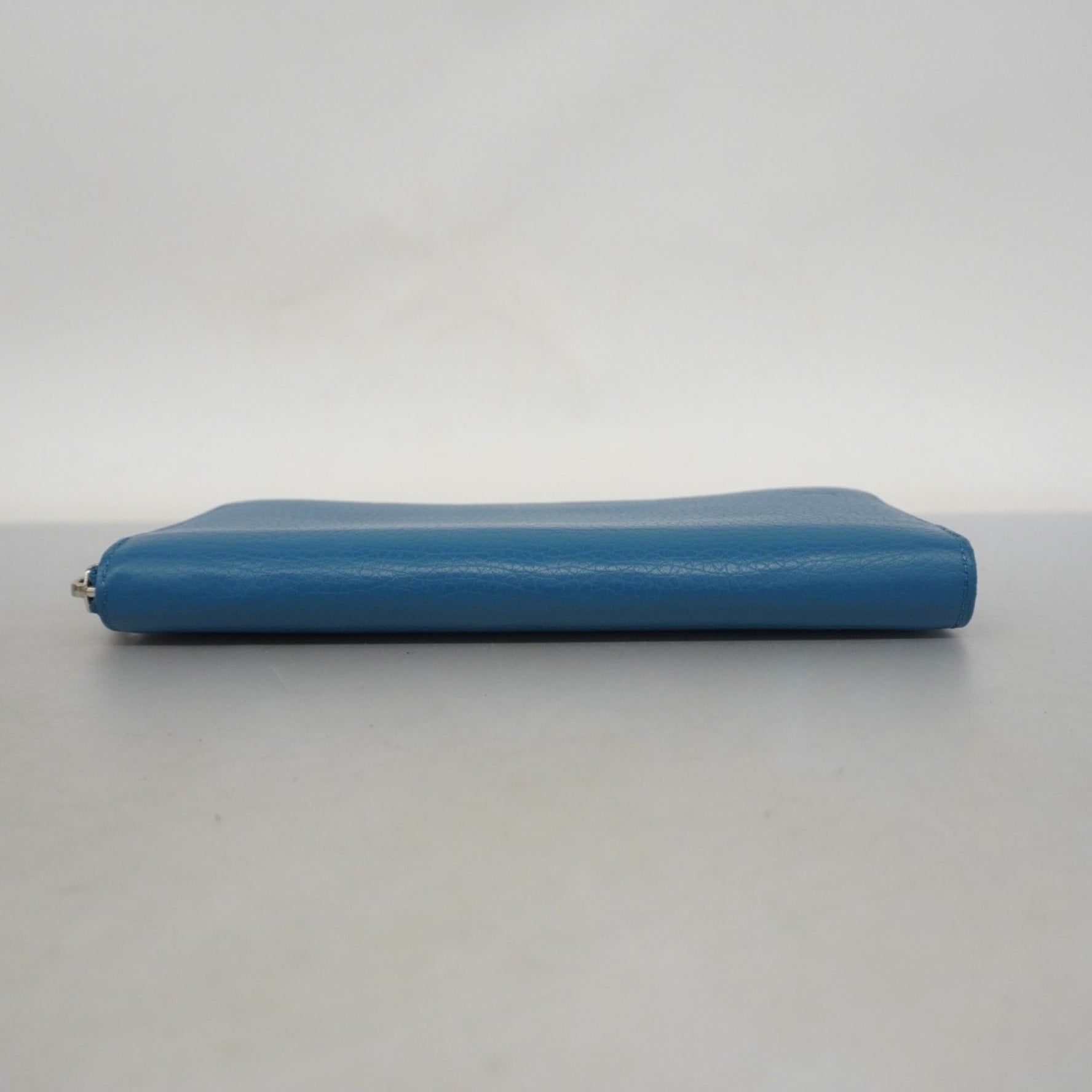 Louis Vuitton Cuir Taurillon Zippy Wallet Vertical M58411 Blue Men's