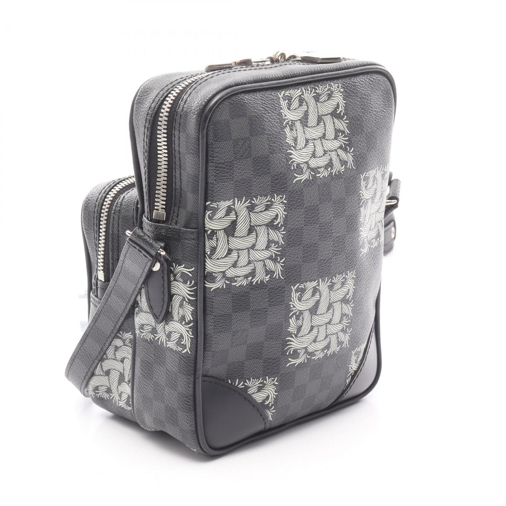 Louis Vuitton Christopher Nemeth Shoulder Bag in Coated Canvas with Damier Graphite Finish, Black, (Amazon)