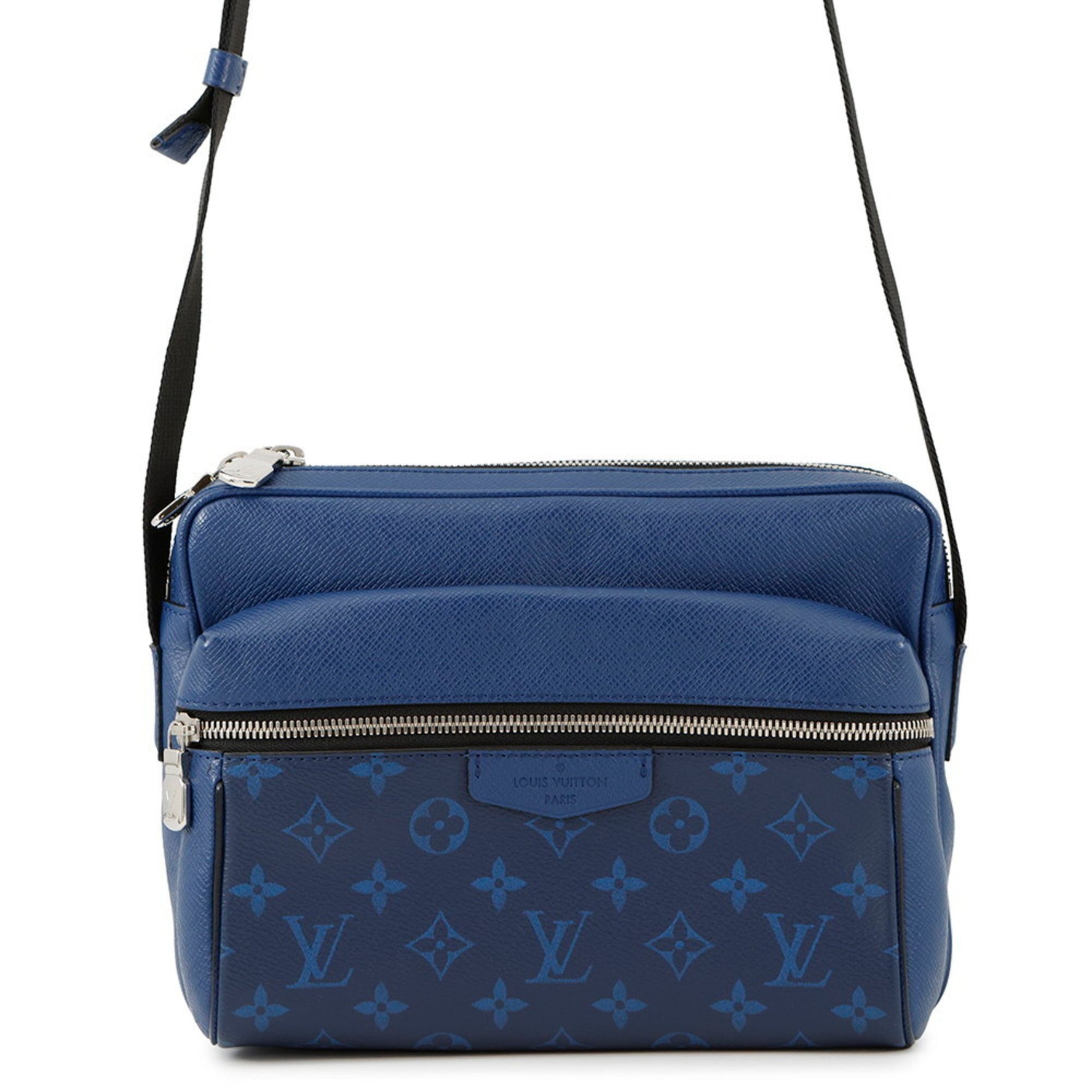 Louis Vuitton Monogram Taiga Outdoor Shoulder Bag, PM LOUIS VUITTON Rama