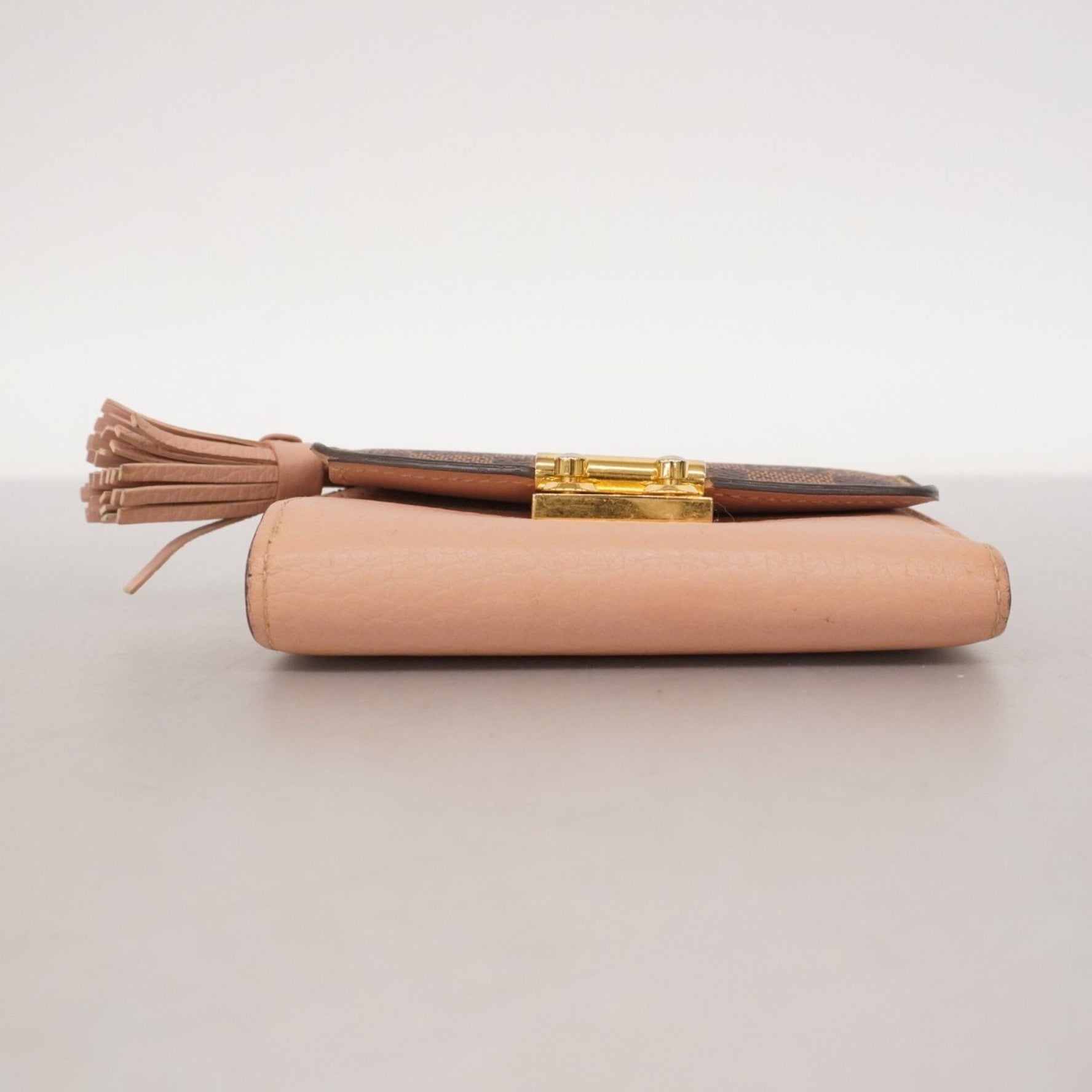 Louis Vuitton Tri-fold Wallet Damier Portefeuille Croisette Compact Ebene Magnolia