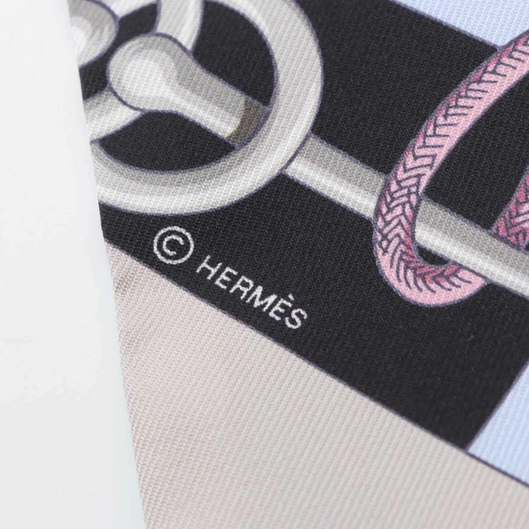 Hermes Hermès Twilly Cliquetis Noir Rose Mint Silk Scarf in Black and Multicolor