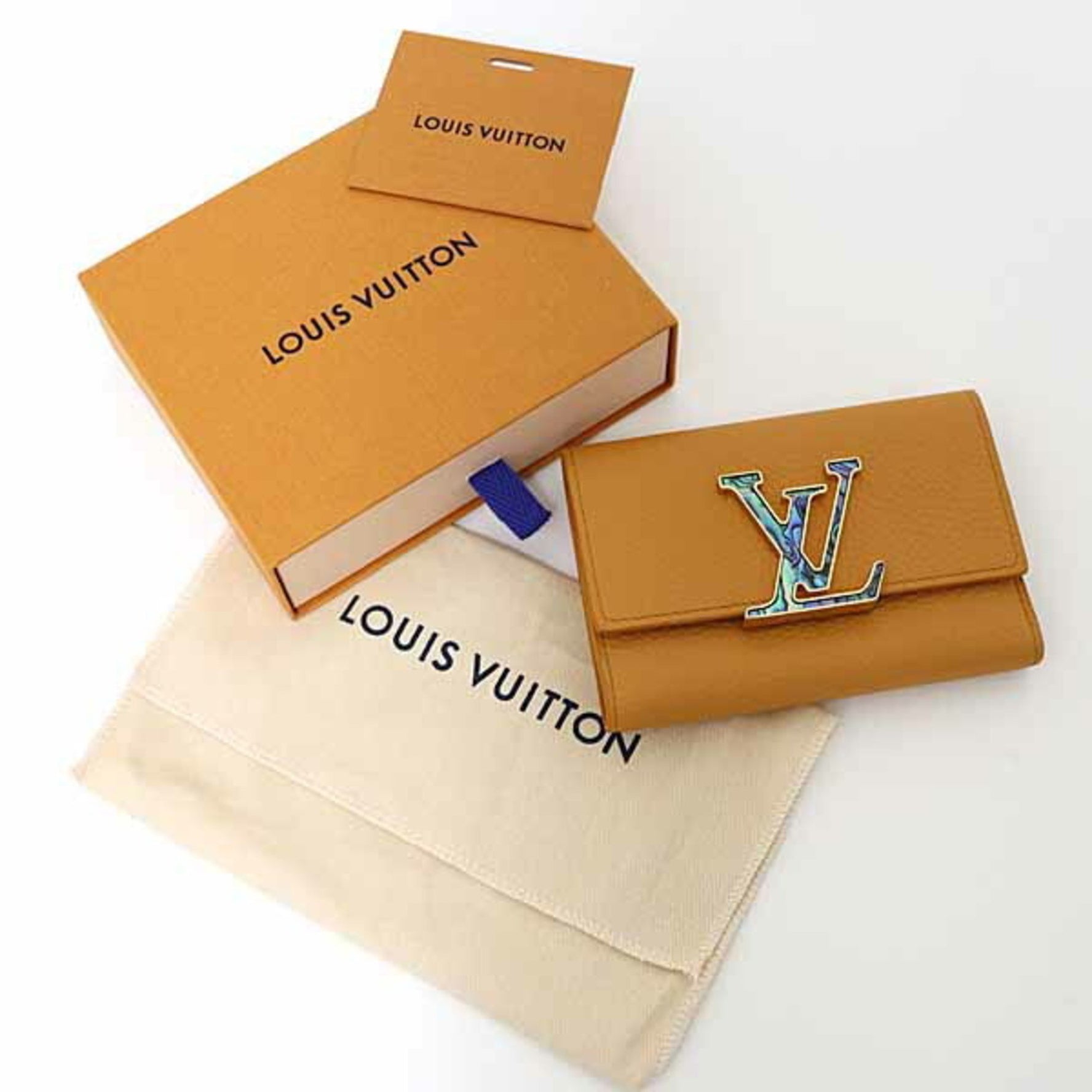 Louis Vuitton Portefeuille Capucines Compact Tri-fold Wallet Taurillon Leather Saffron