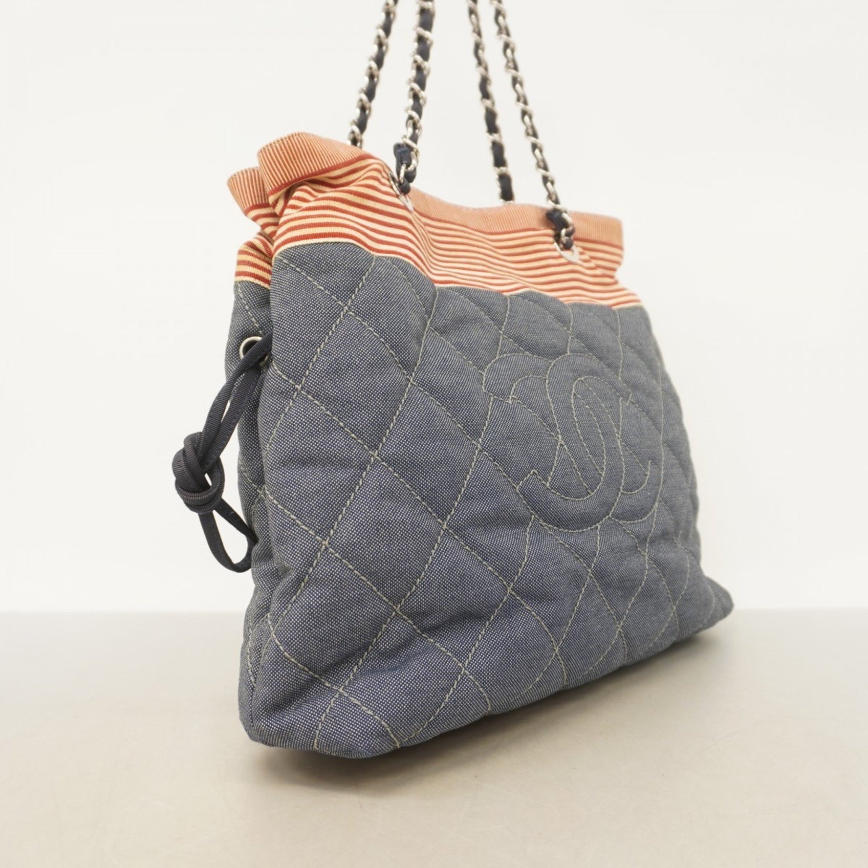 Chanel tote bag chain denim navy red