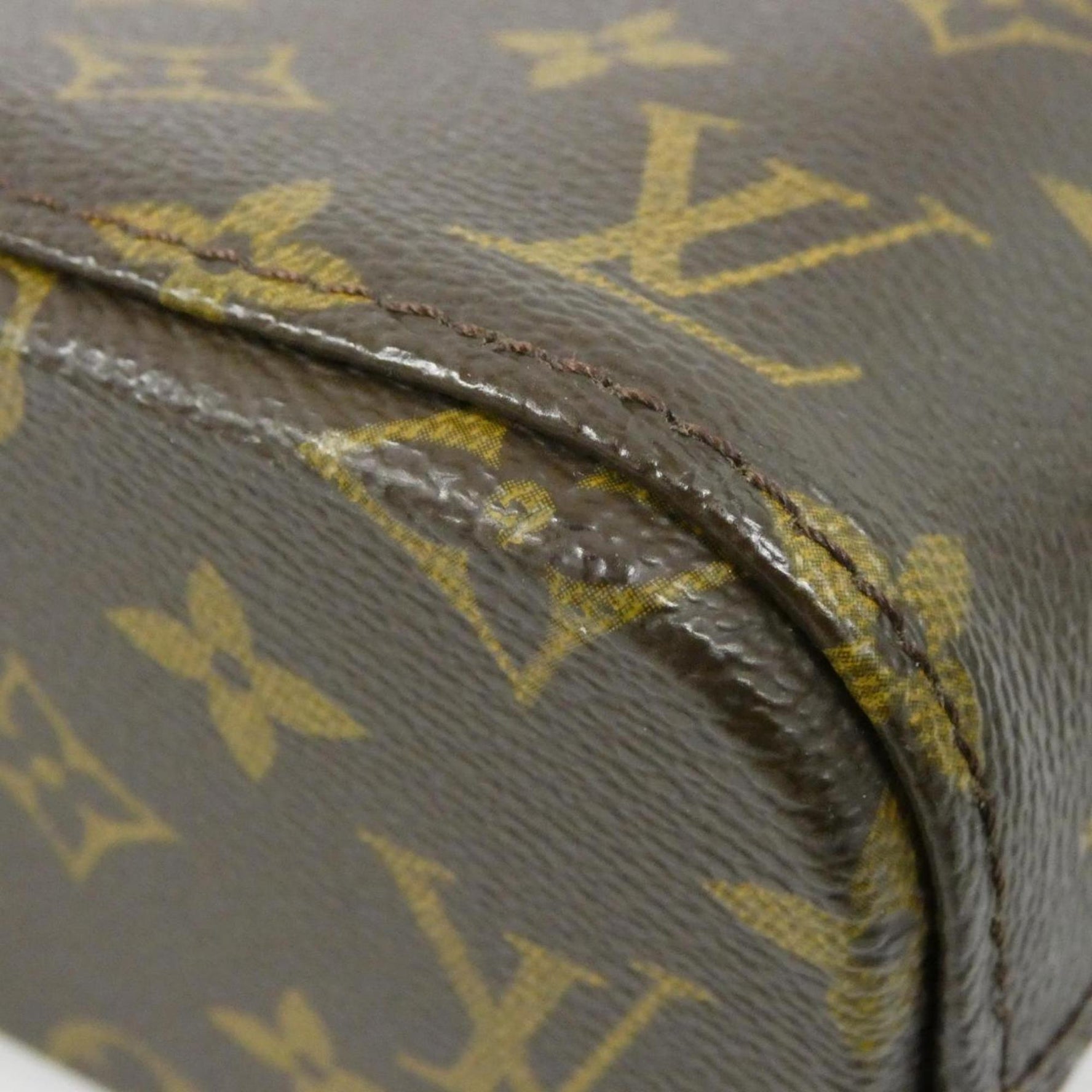 Louis Vuitton Monogram Vavin PM Handbag
