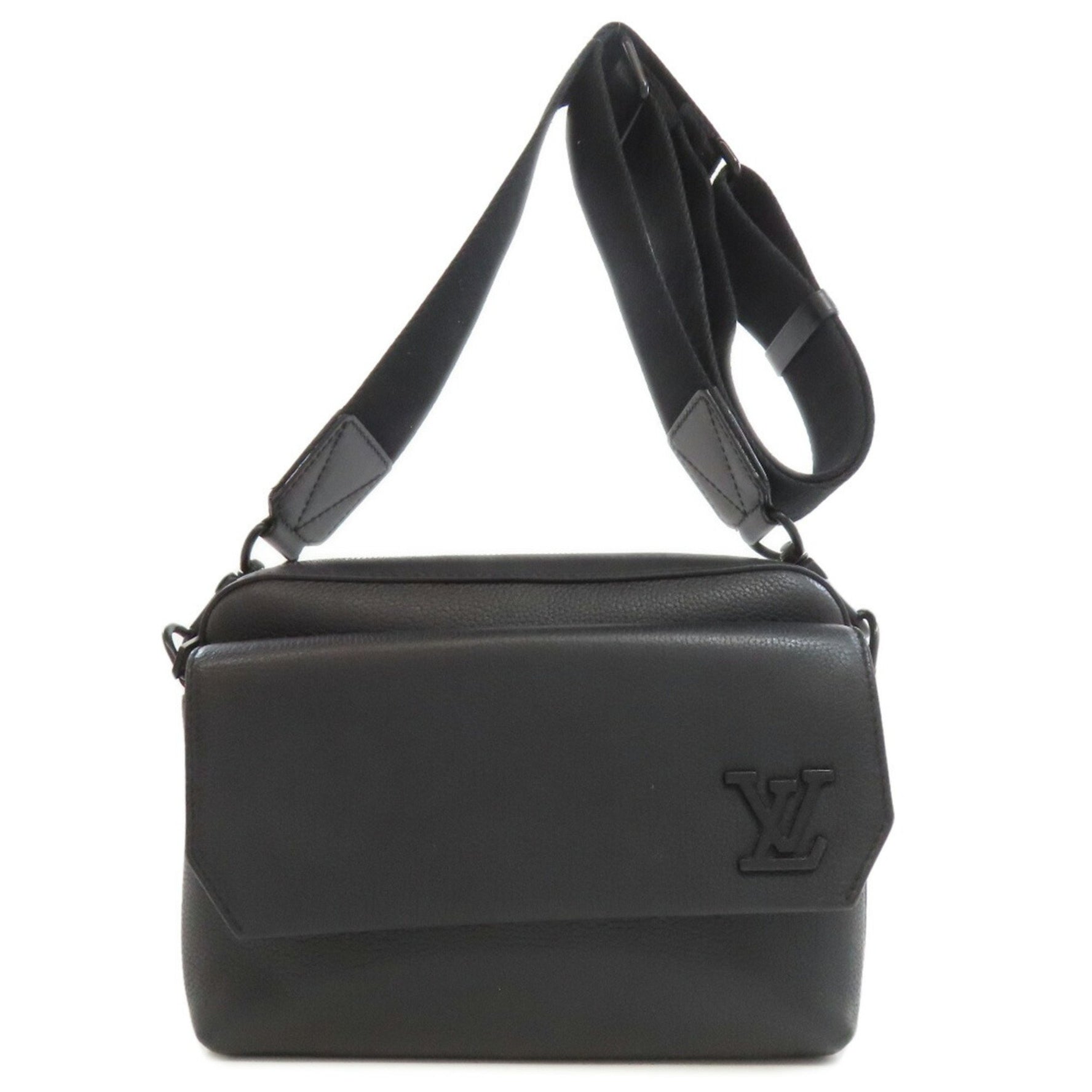 Louis Vuitton Fastline Messenger Shoulder Bag Leather