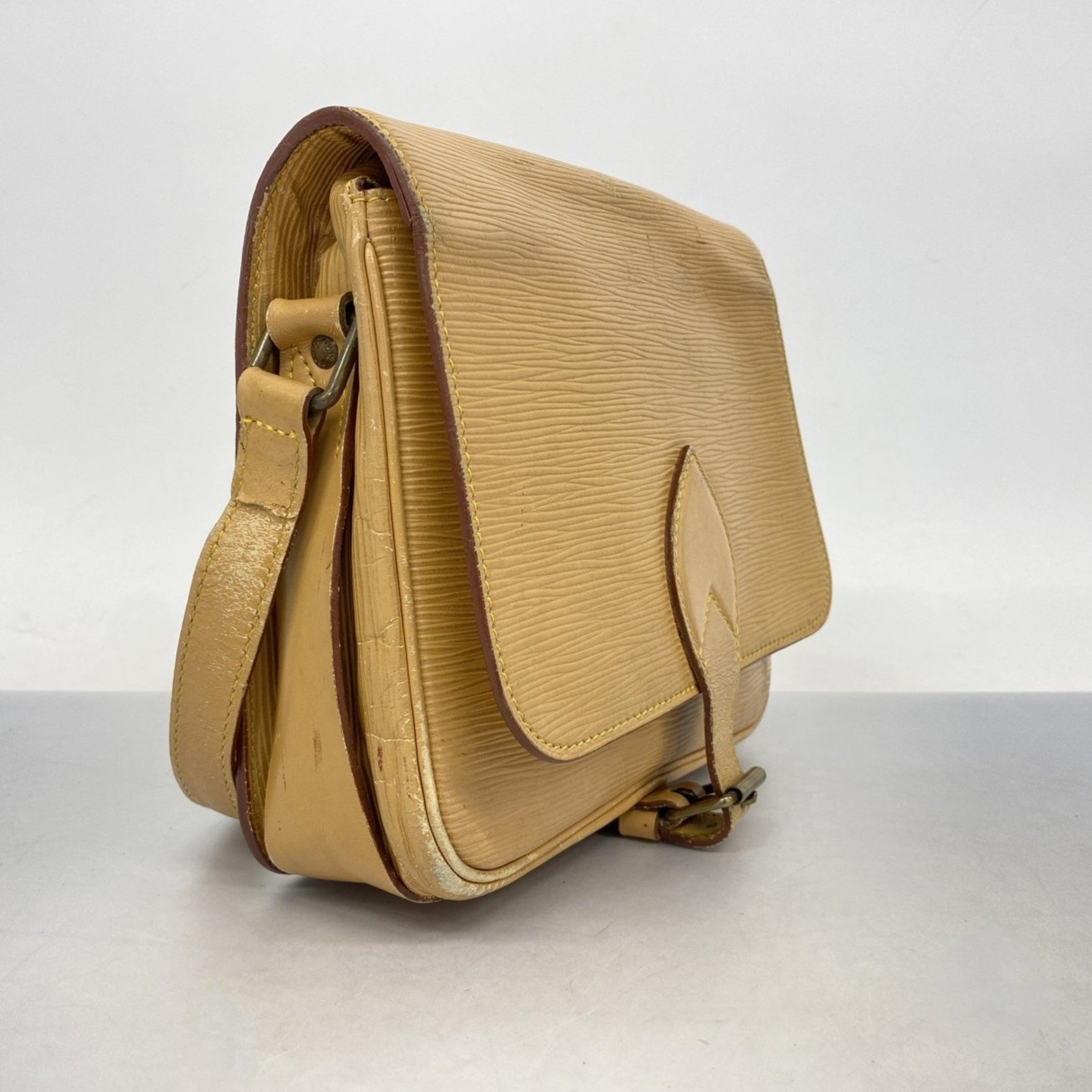 Louis Vuitton Epi Cartouchiere Shoulder Bag Winnipeg Beige