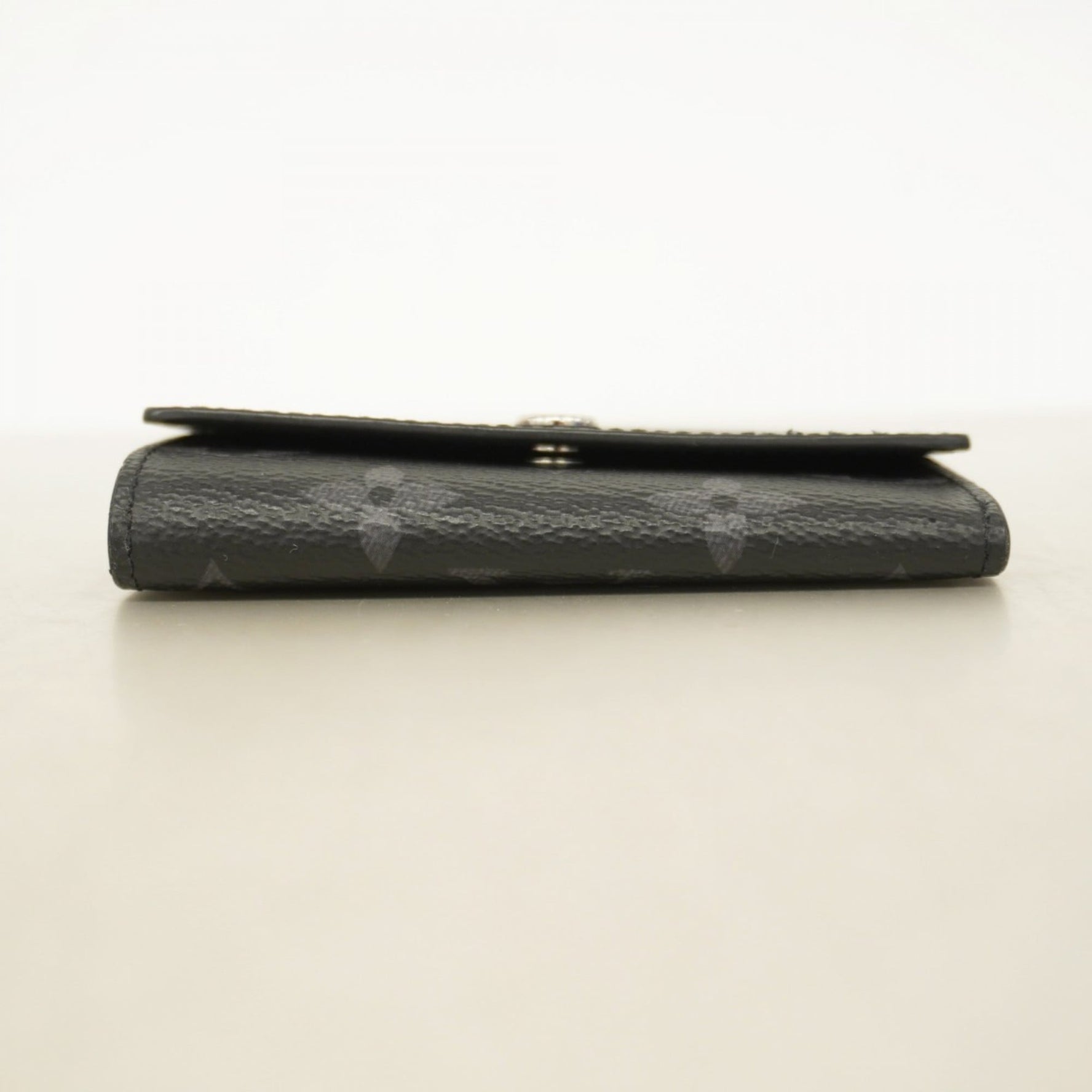 Louis Vuitton Monogram Eclipse Multicle 6 Key Case Black/Grey